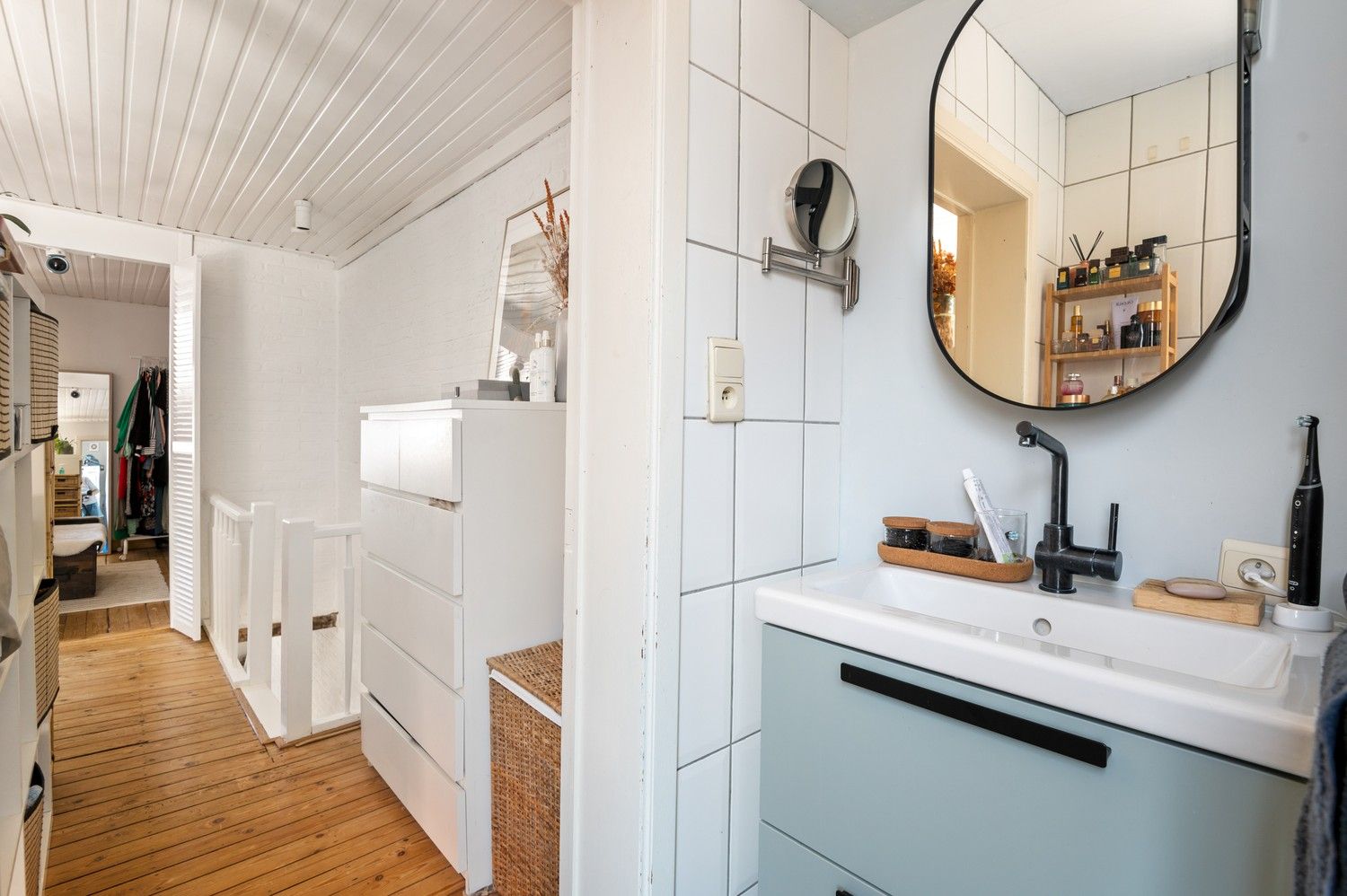 Instapklare woning met 2 slaapkamers in hartje Lier foto 12