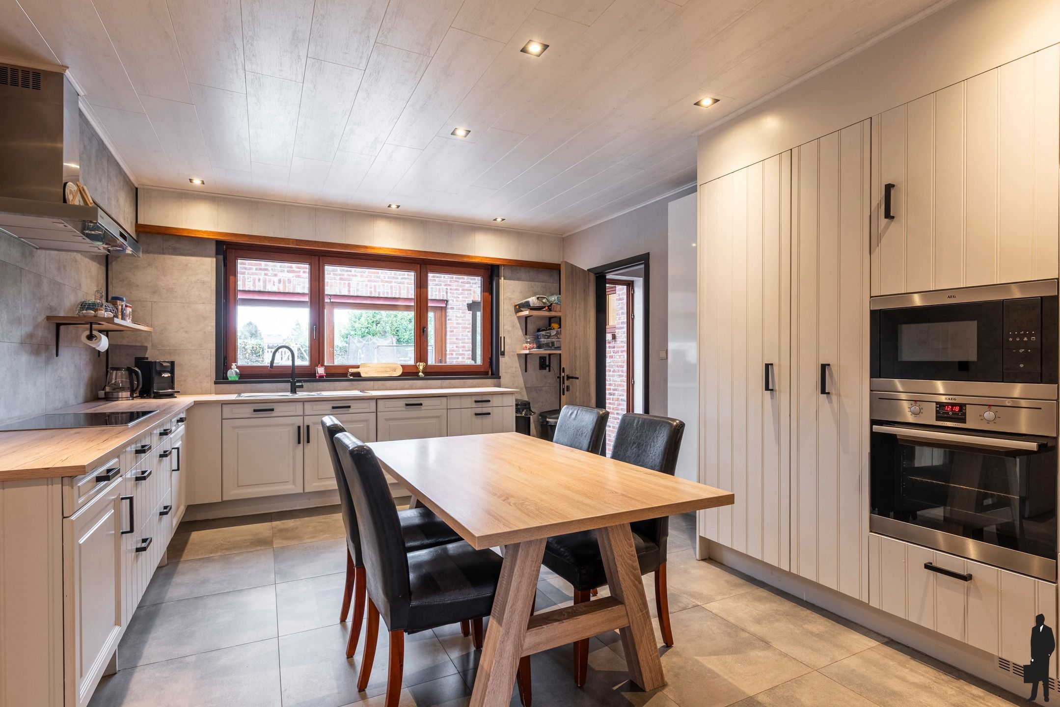 Gezinswoing met bijgebouw  en mooie tuin op 880m² in Weelde foto 6