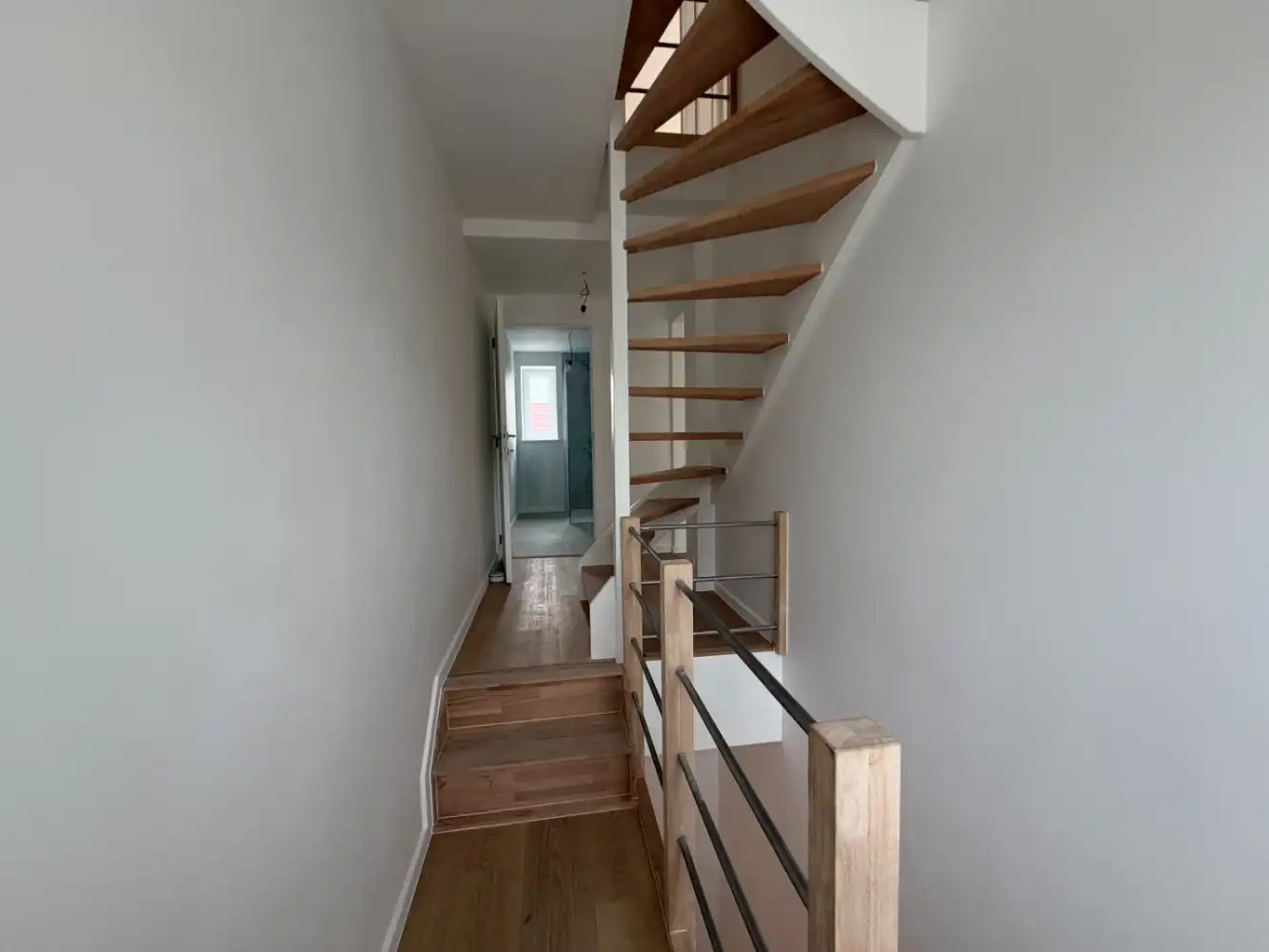 4 slaapkamer nieuwbouw woning te huur foto 13