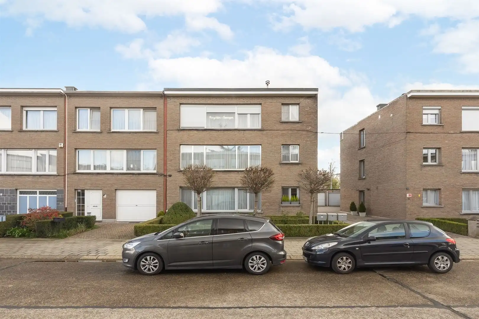 Instapklaar appartement INCL GARAGE foto 13