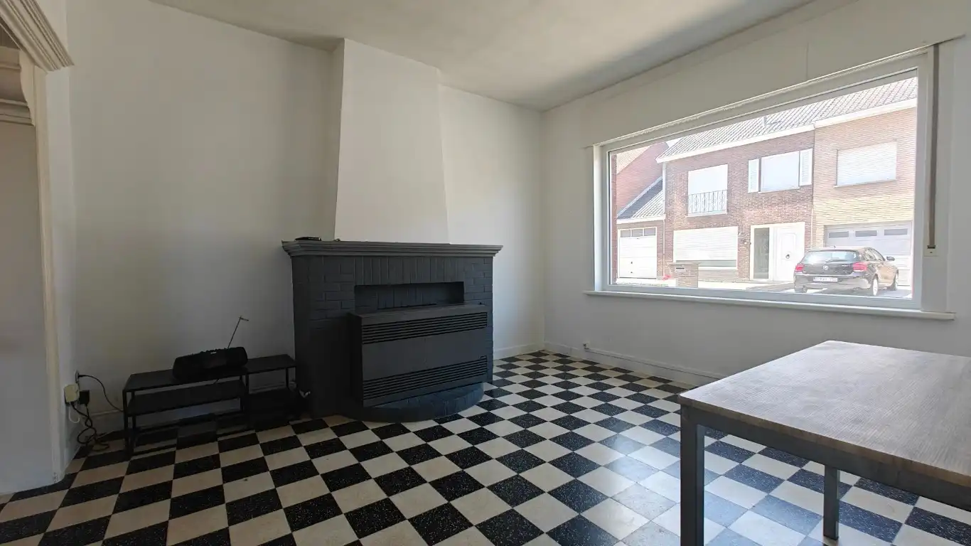 Dadizele – Ruime woning met garage foto 4