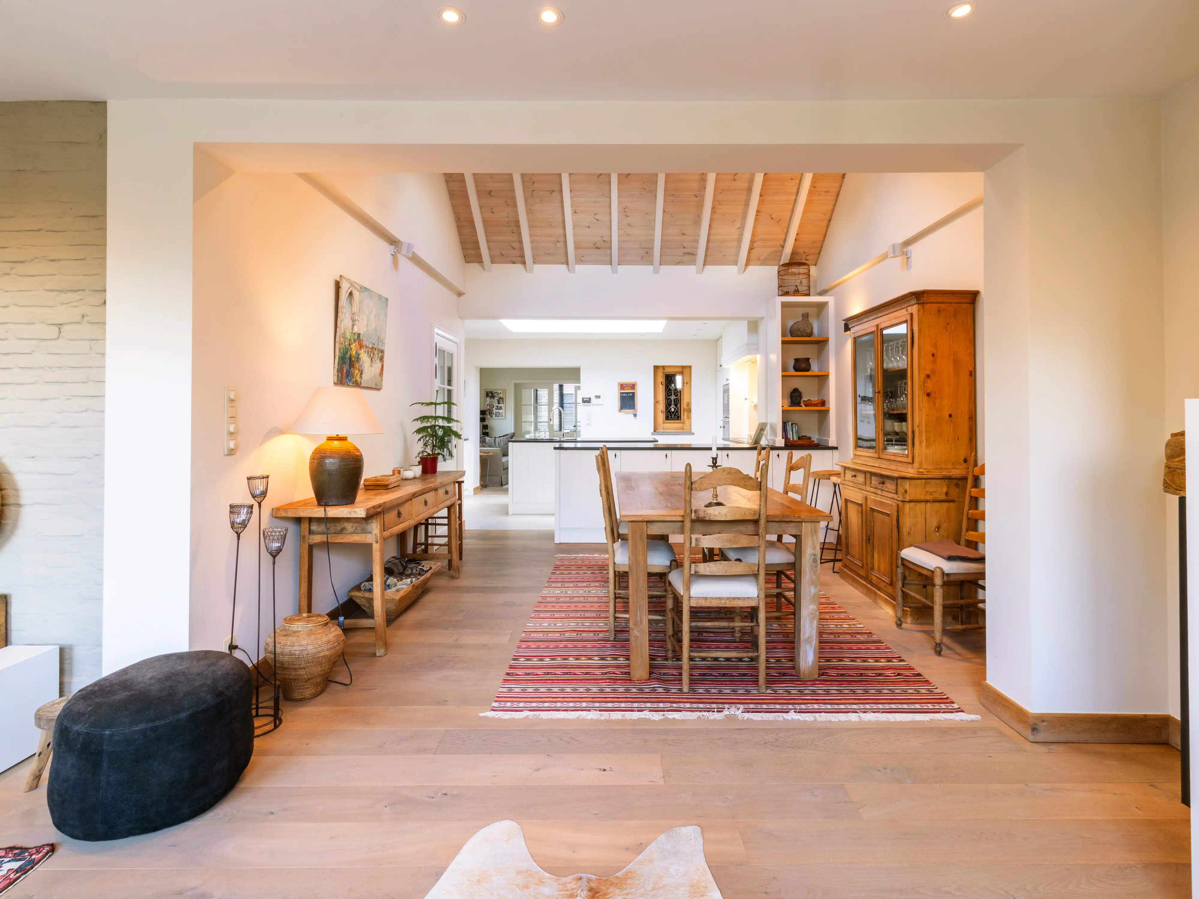 Instapklare woning met hoogwaardige afwerking in Den Boshoek foto {{pictureIndex}}