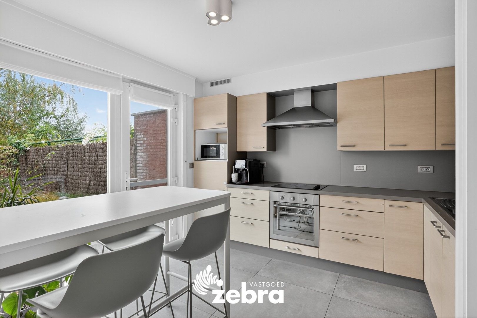 Recente HOB met 3 slaapkamers, garage & tuin vlakbij centrum Tielt! foto 5