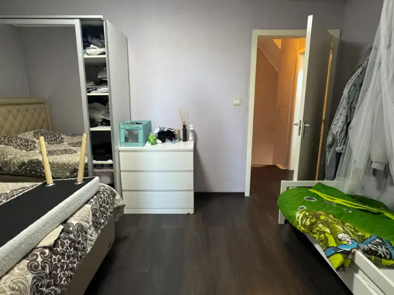 Woning met 4 slaapkamers en garage foto 14