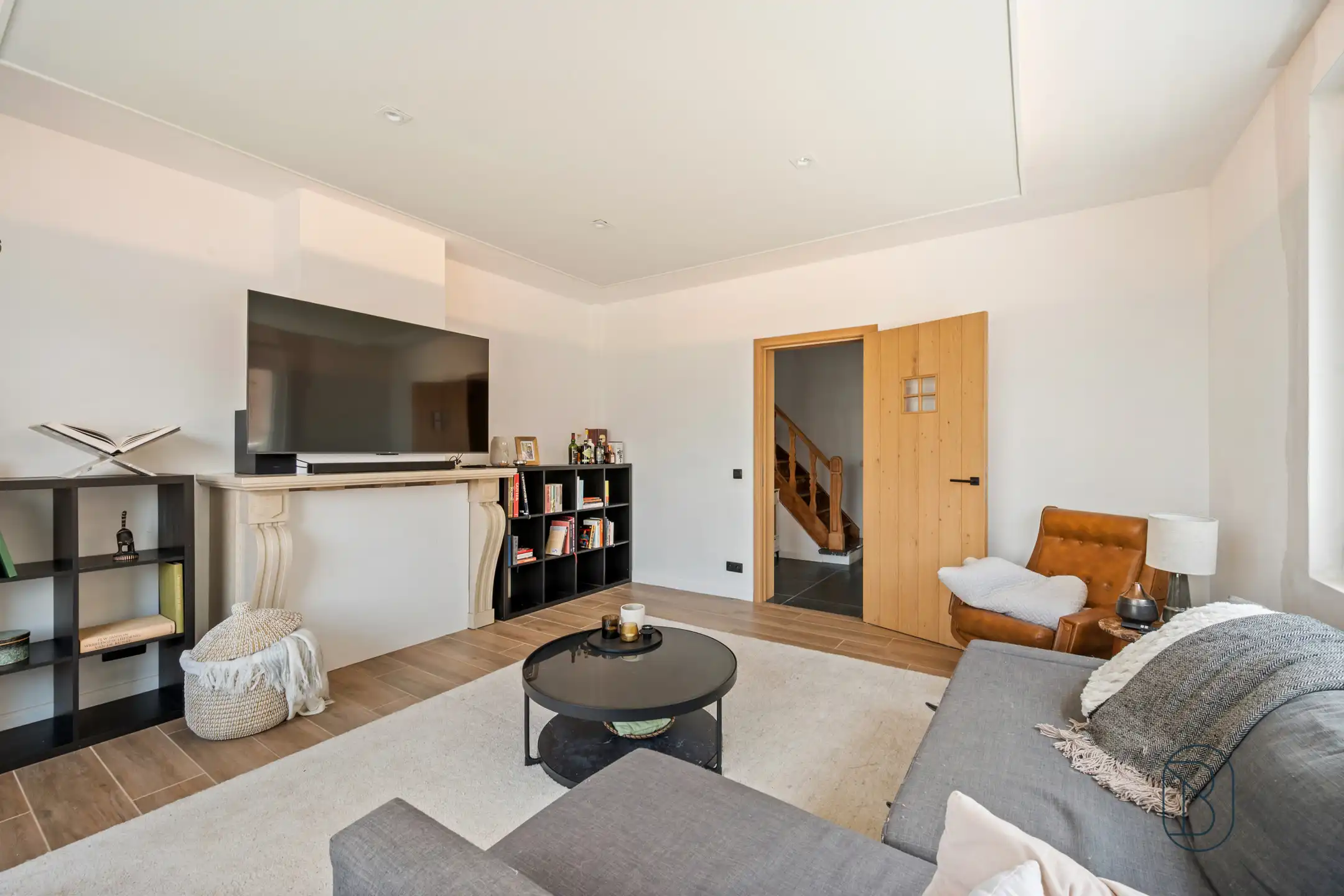  Knap gerenoveerde woning met 3 à 4 slk, en zwemvijver foto 13