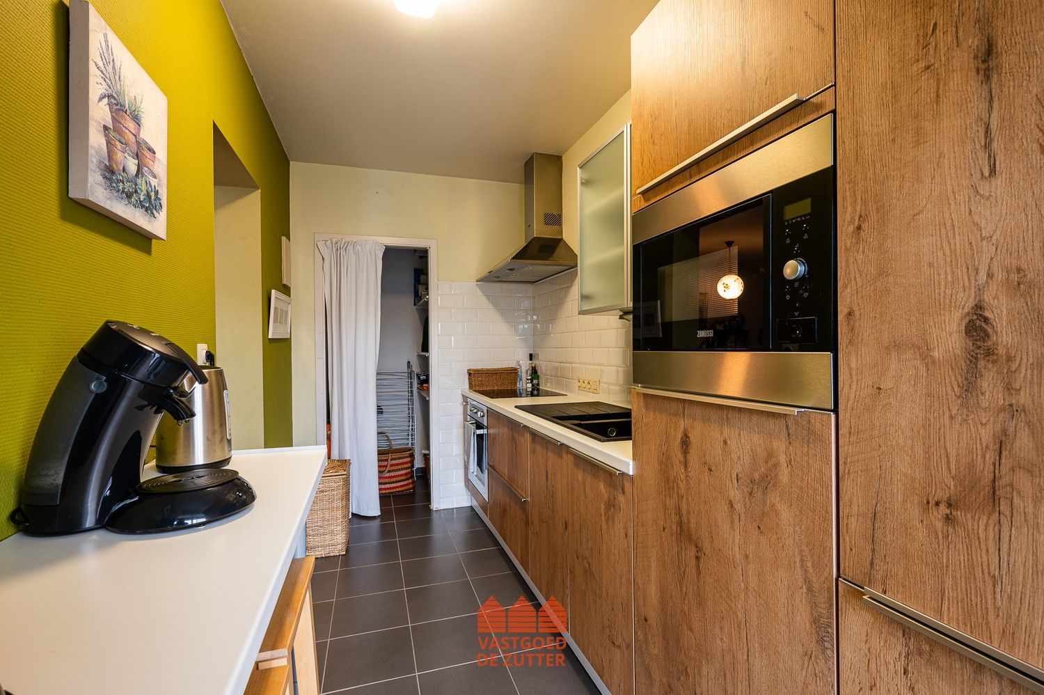 Instapklaar appartement in het centrum foto 9