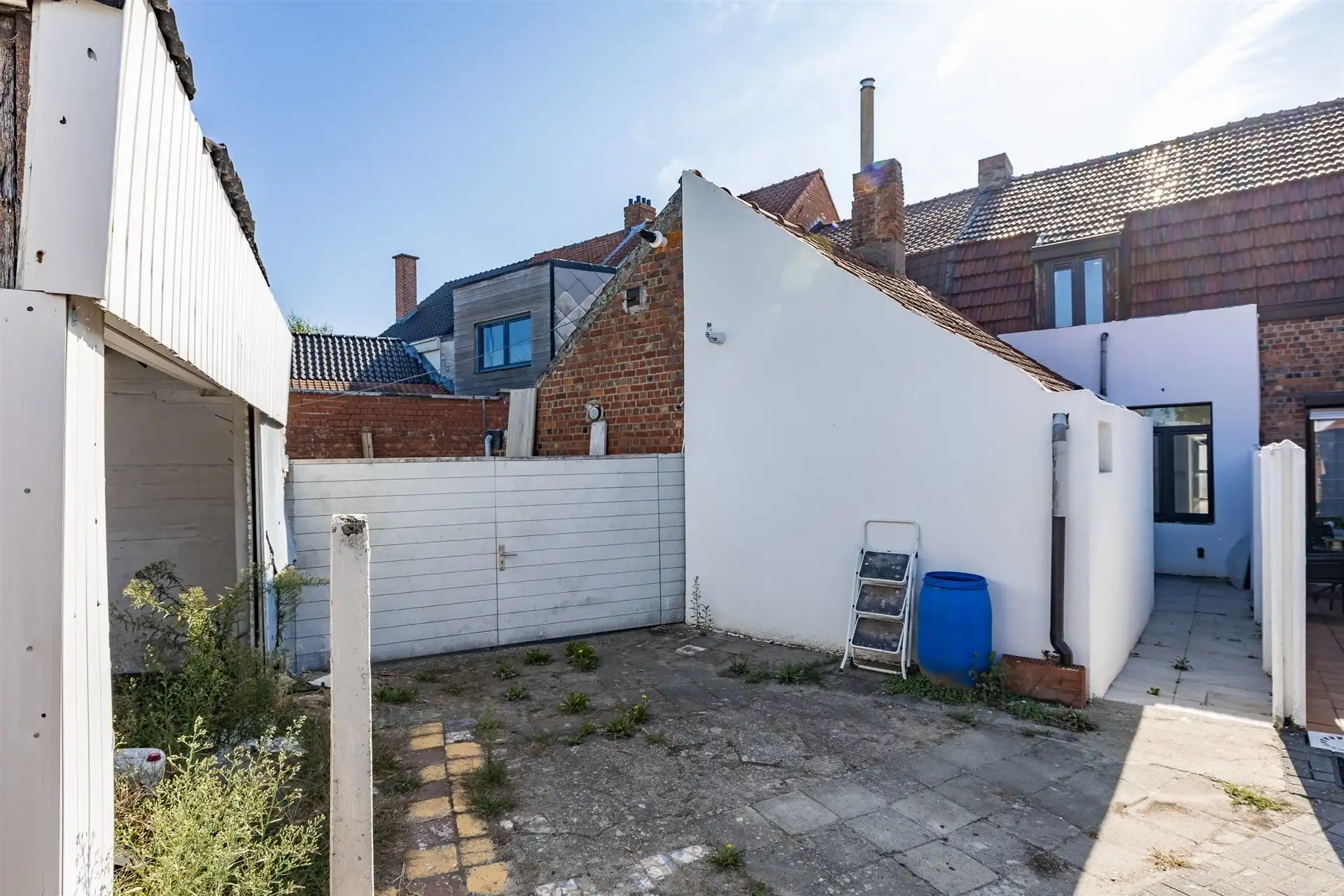 Vernieuwde gezinswoning op diep perceel van 405 m² foto 12