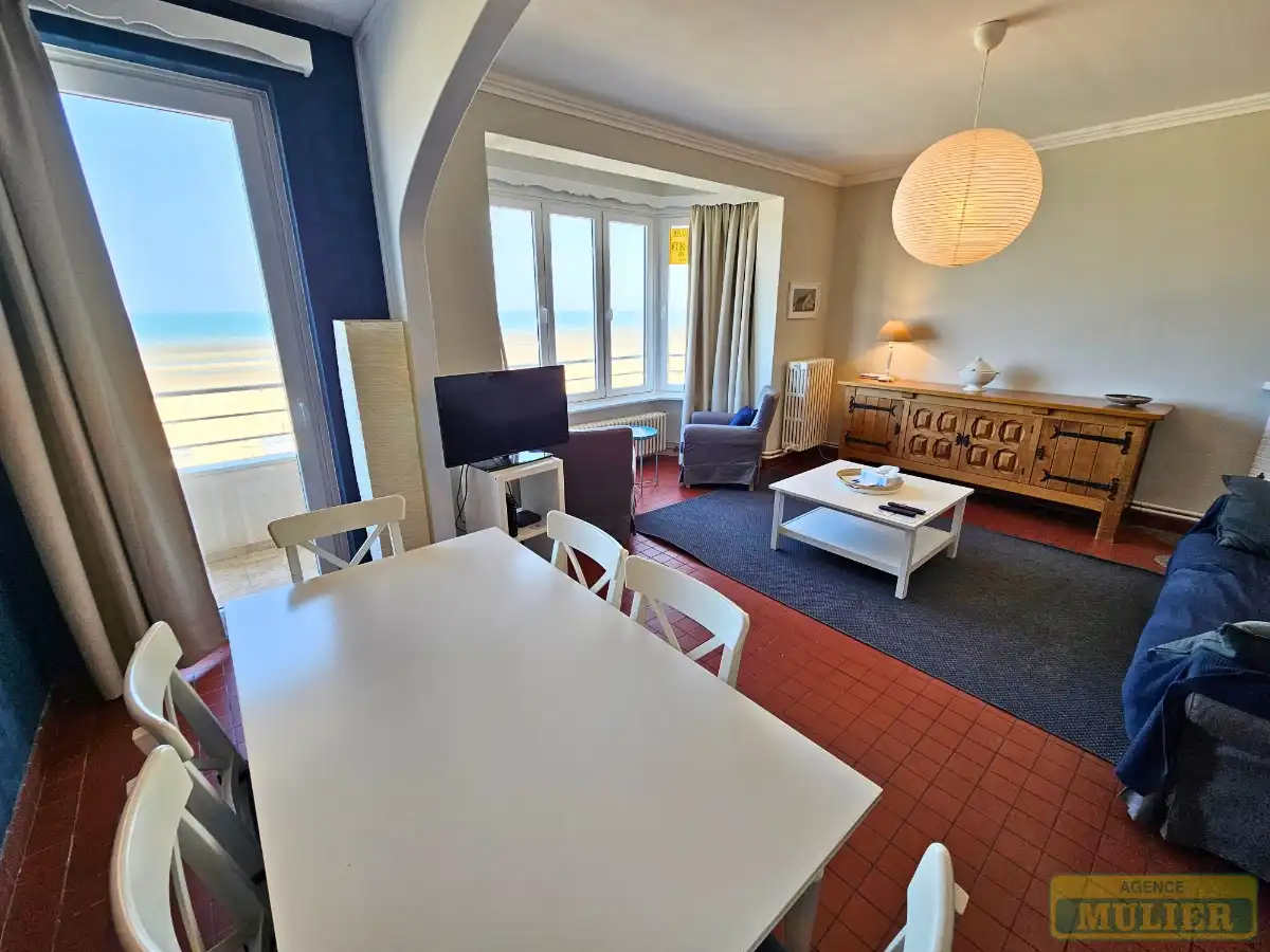 APPARTEMENT MET BREED FRONTAAL ZEEZICHT TE KOOP TE DE PANNE foto 3