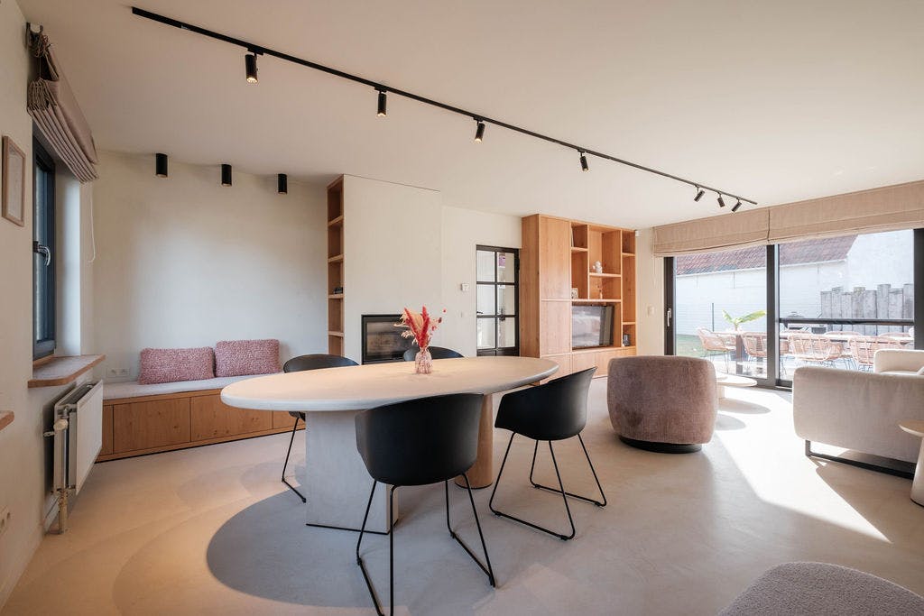 Mooi afgewerkte woning op rustige ligging te koop in Zulte foto 3