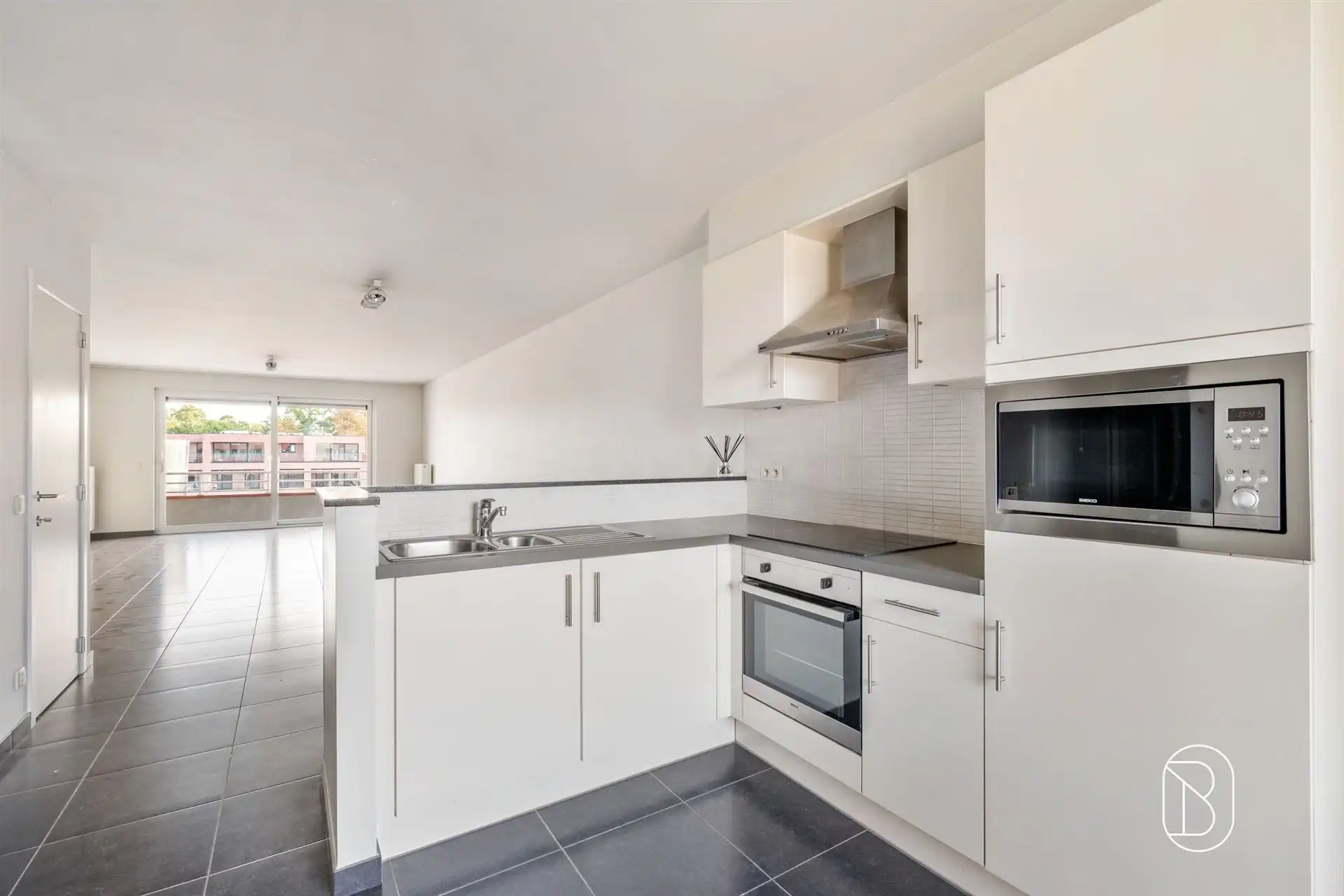 Appartement met 2 slk en terras met uitzicht op het water! foto 9
