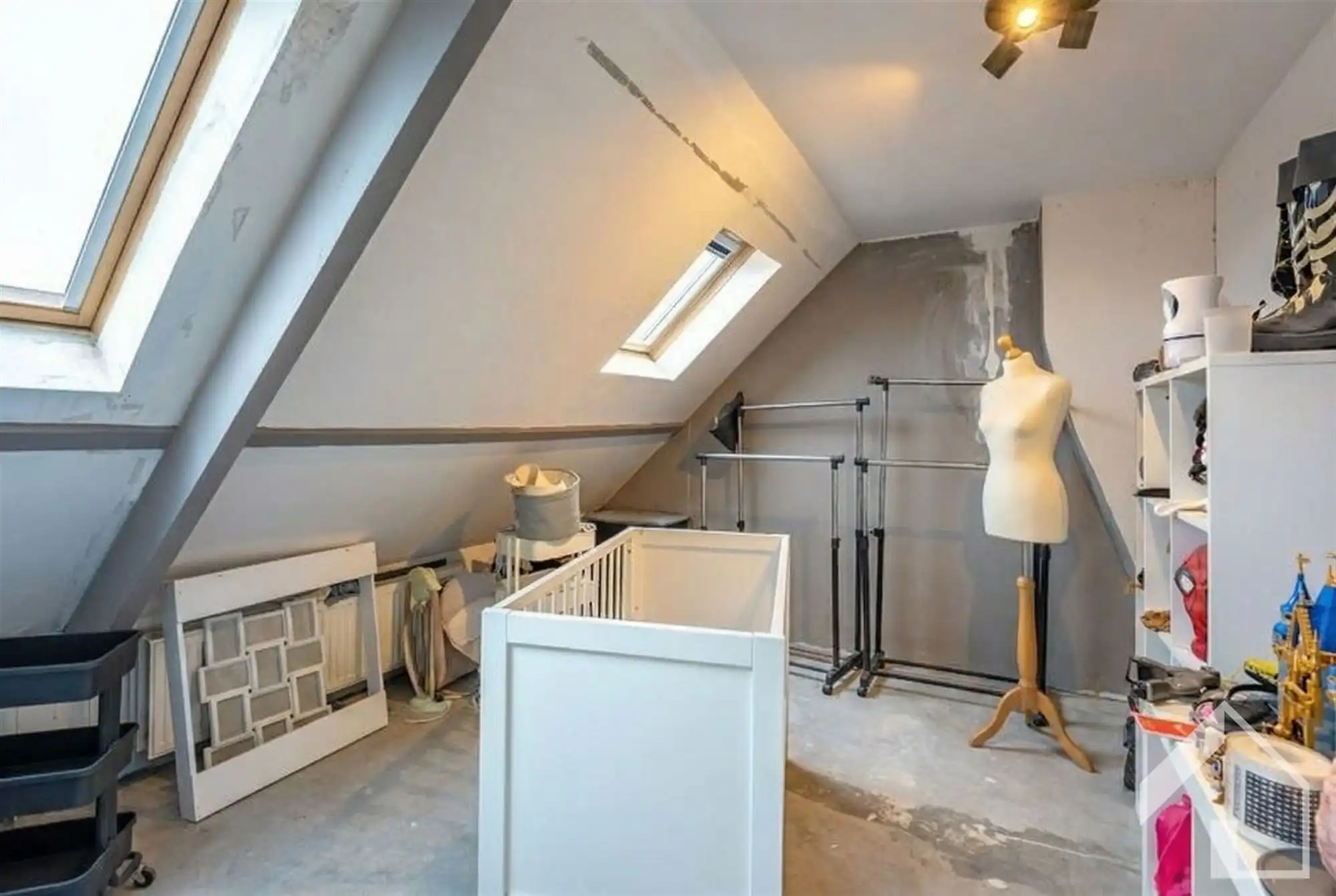 Af te werken gezinswoning op goede locatie in Wijnegem foto 18