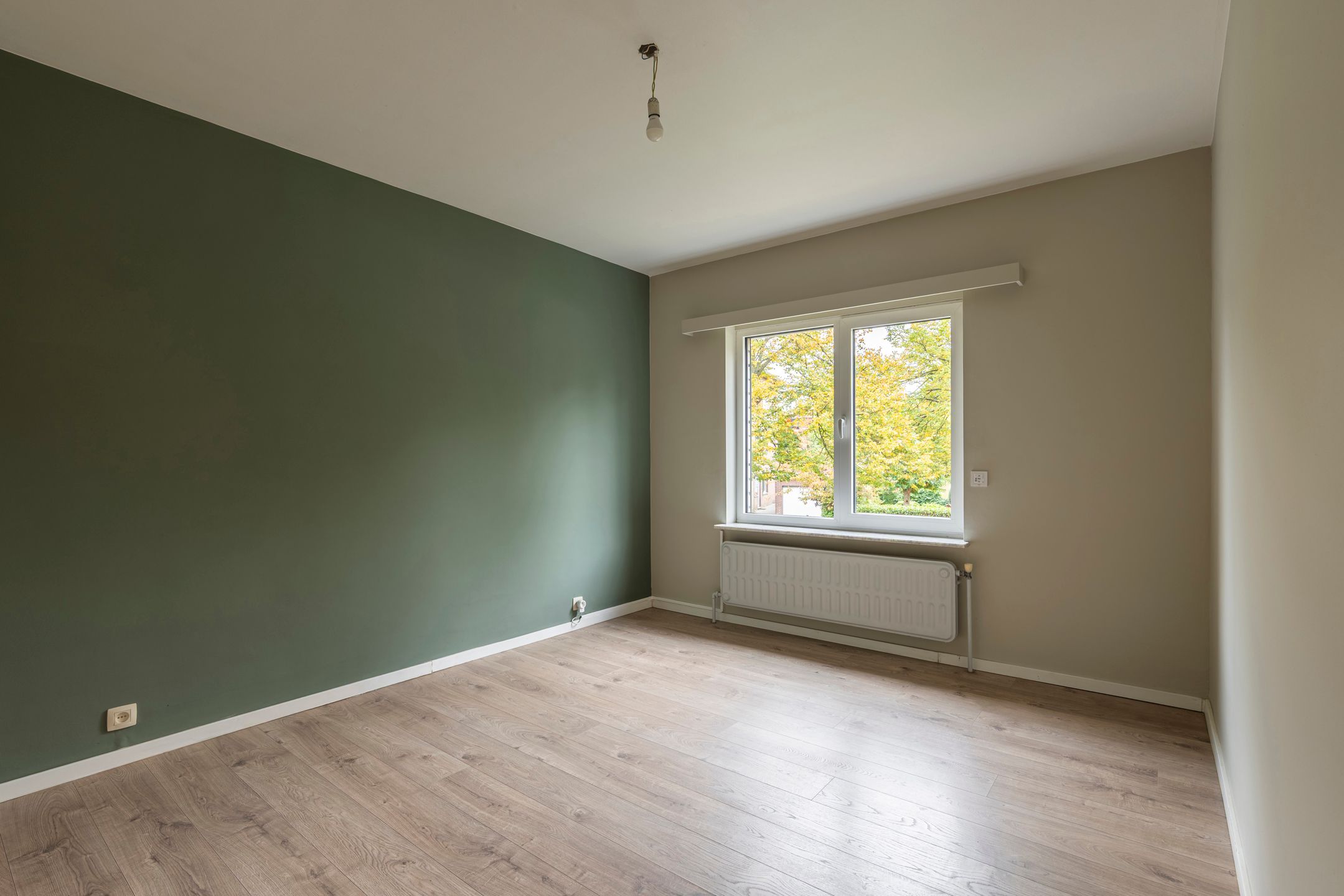 Instapklaar driekamerappartement met terras en goede ligging foto 13