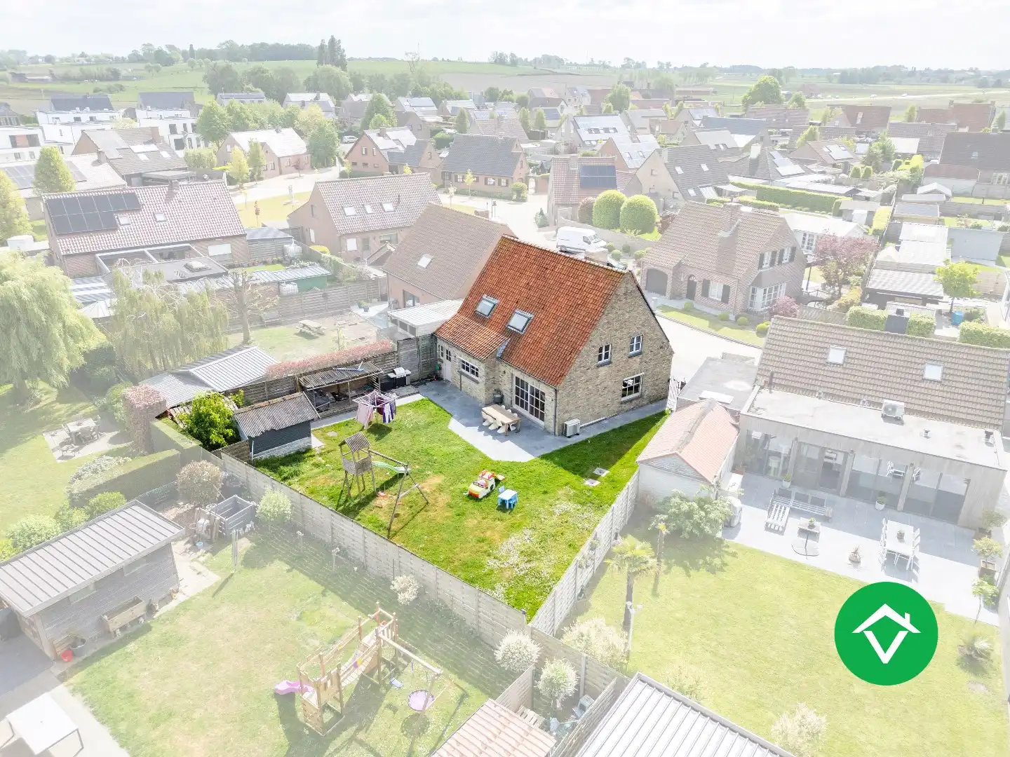 Landelijke gezinswoning met rustige ligging, 3 slaapkamers en een inpandige garage foto 24