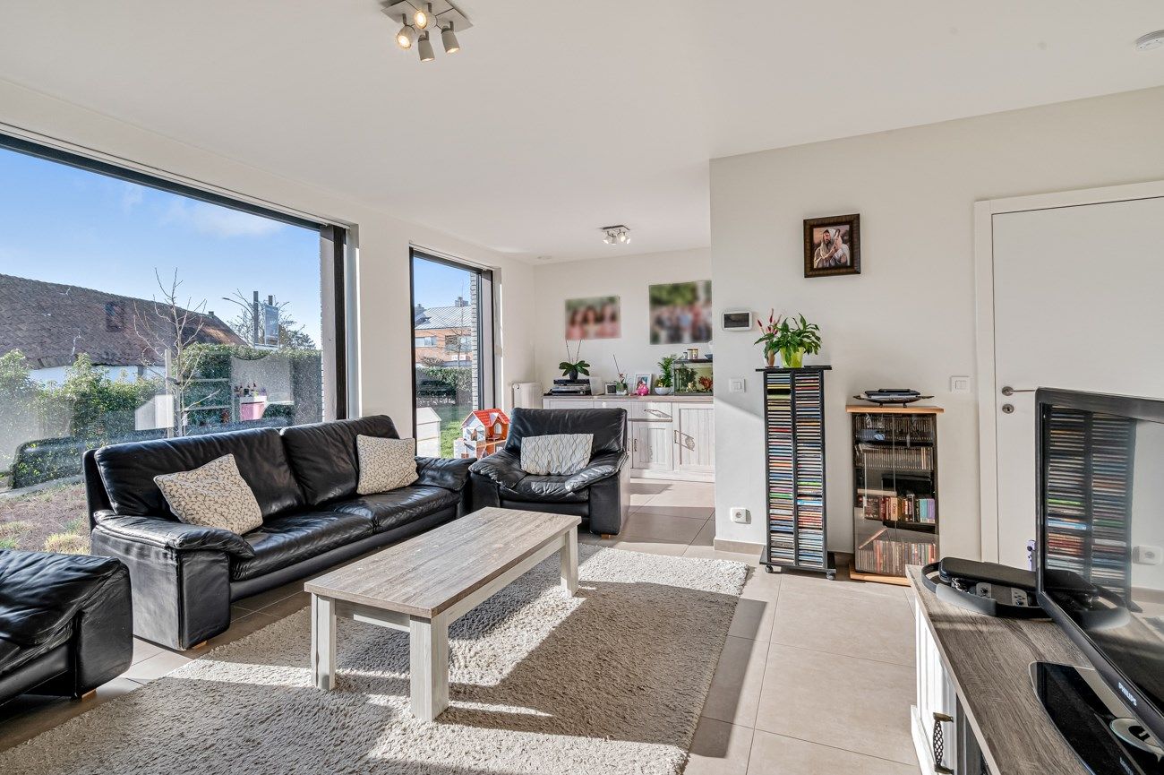 Instapklare woning met 4 slaapkamers en een eindeloos uitzicht foto 8