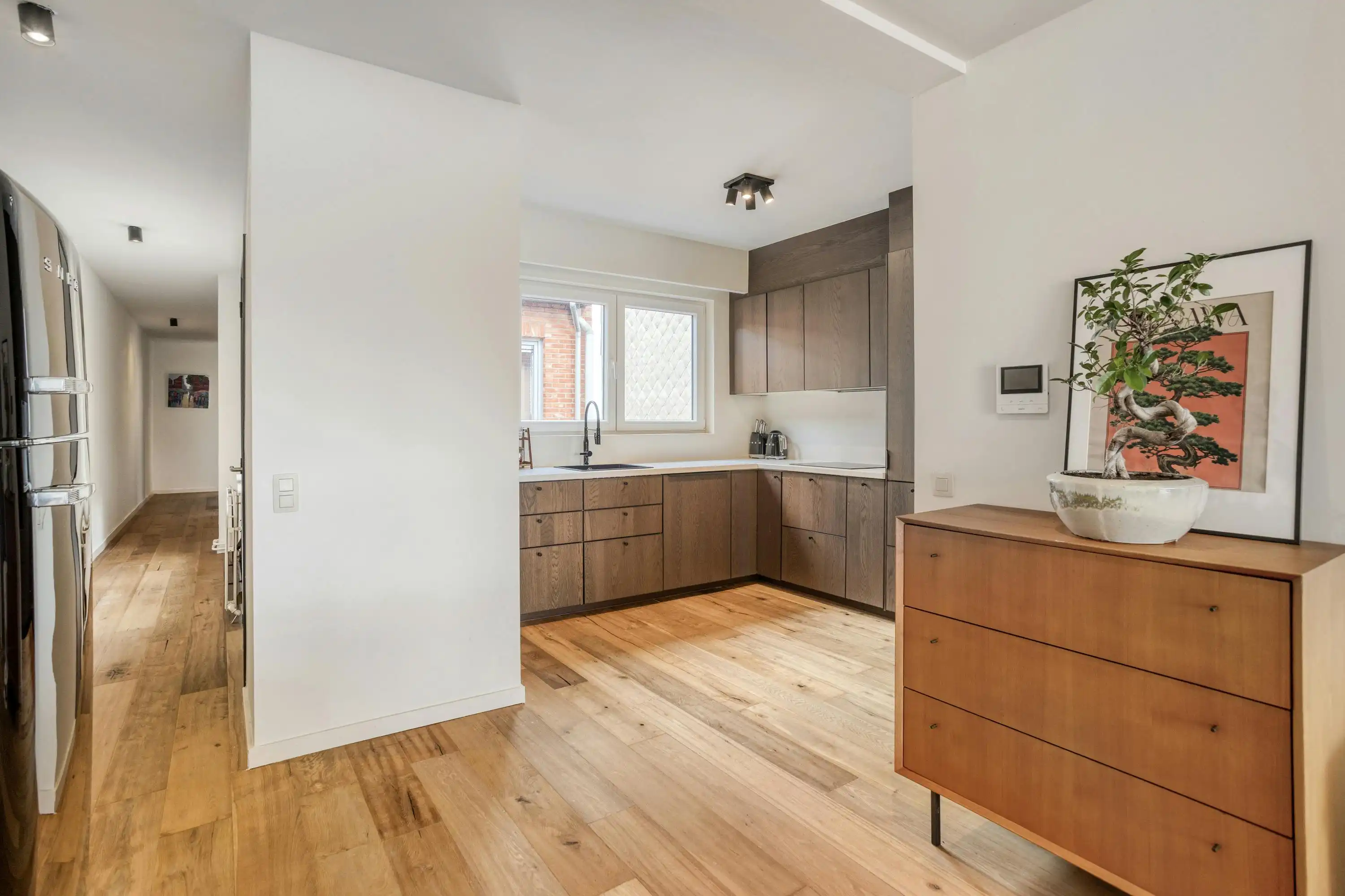 Kwalitatief appartement met 3 slaapkamers te koop in Merksem foto 7