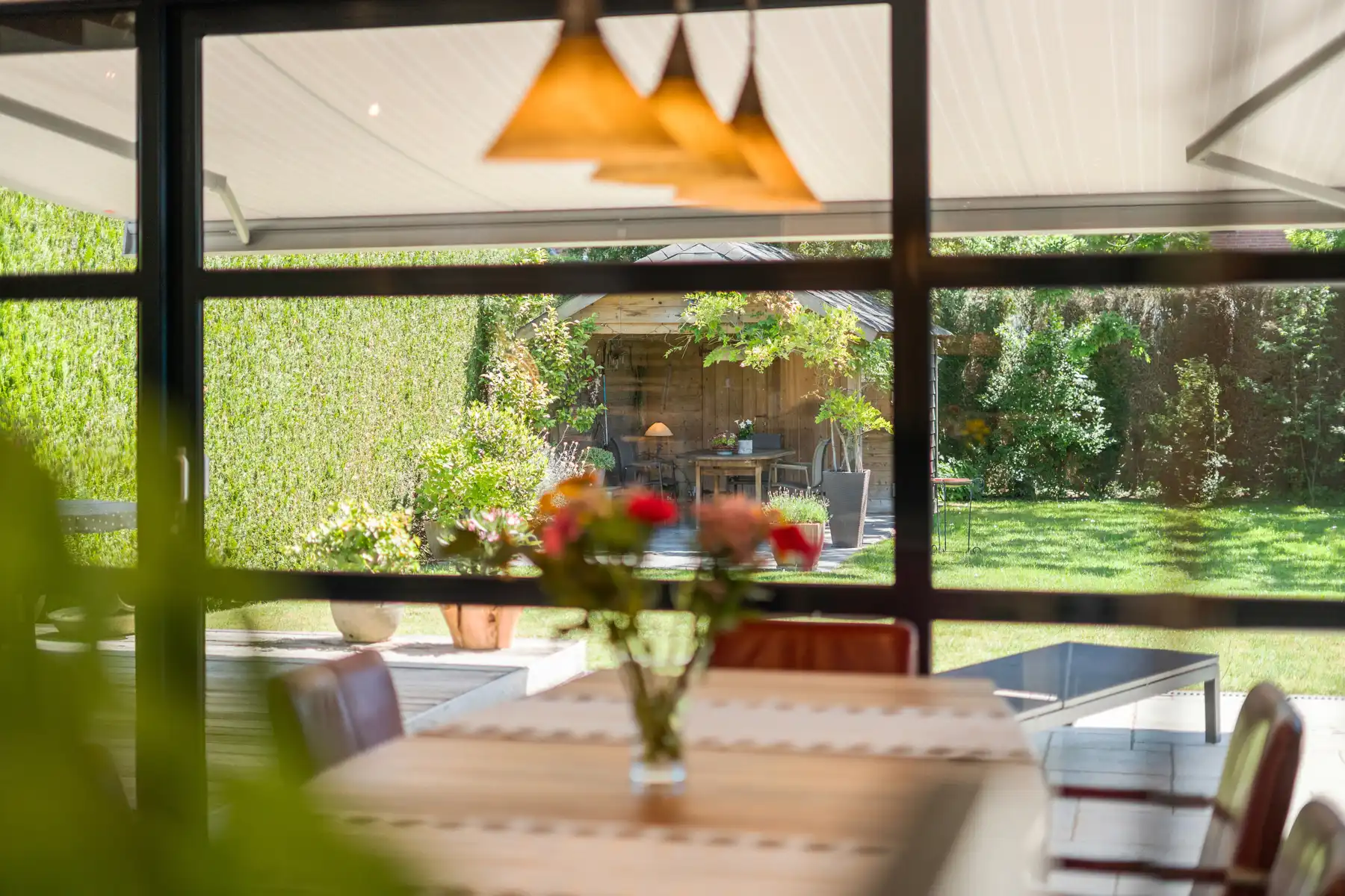 Gezellige woning met tuin,3 slpk en multifunctionele ruimte foto 4