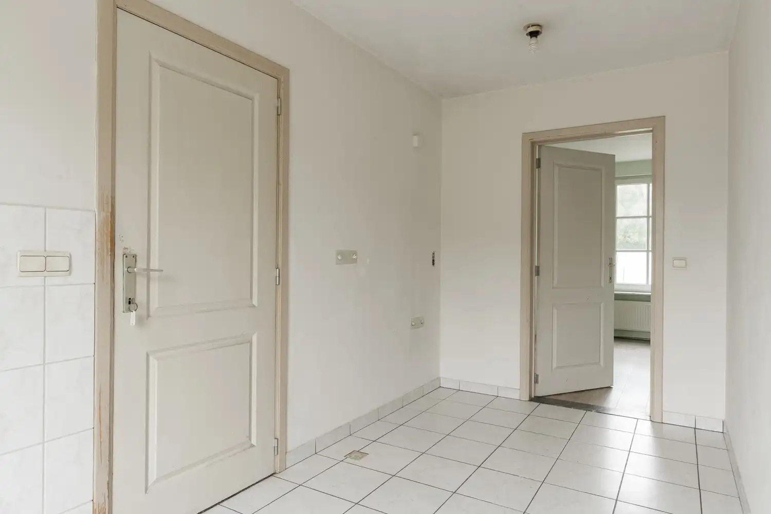 Vrijstaande woning met 5 slk op ruim perceel van 30 are in Pelt foto 11