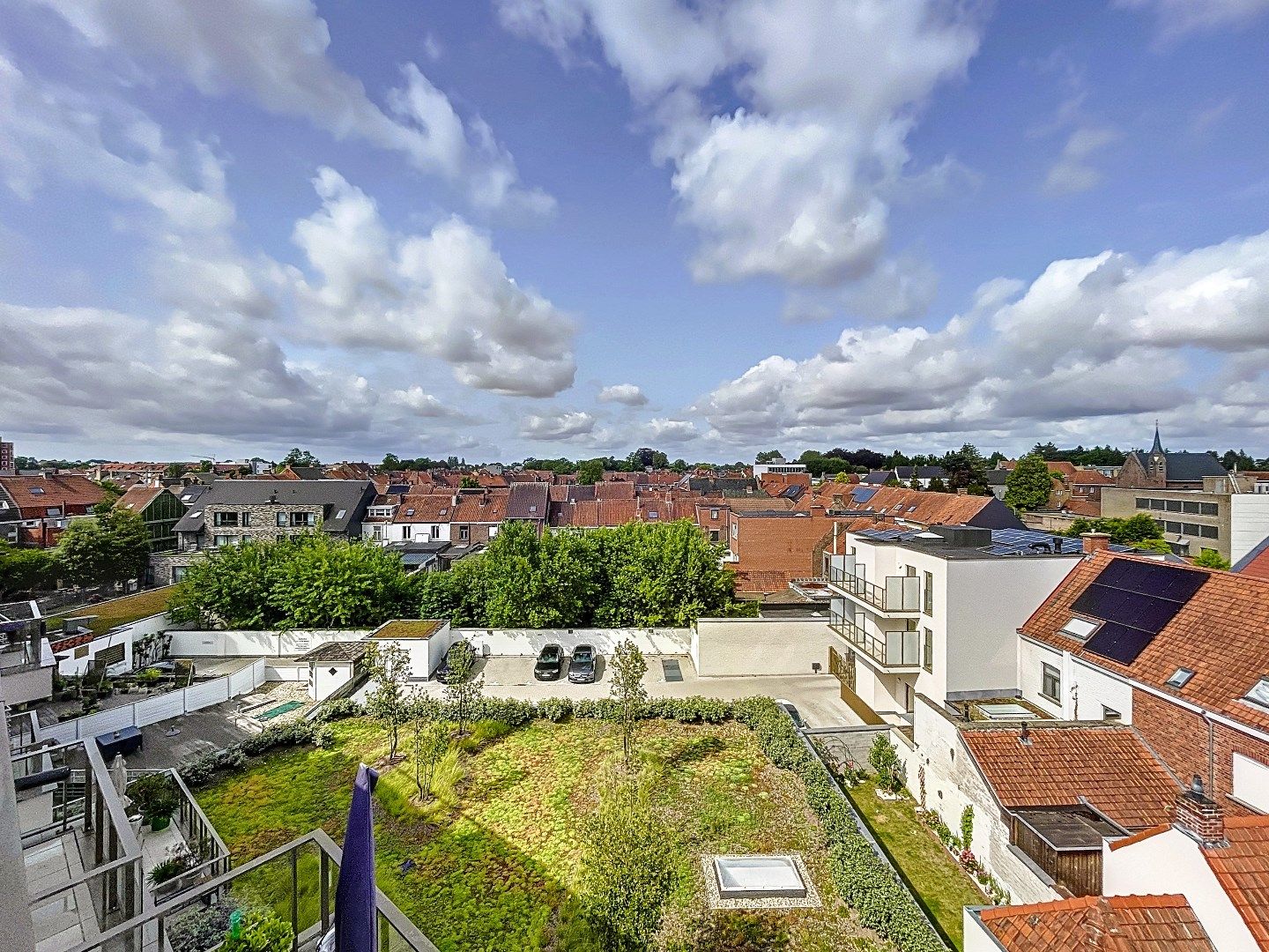 Exclusieve penthouse met 3 ruime terrassen in hartje Roeselare foto 5