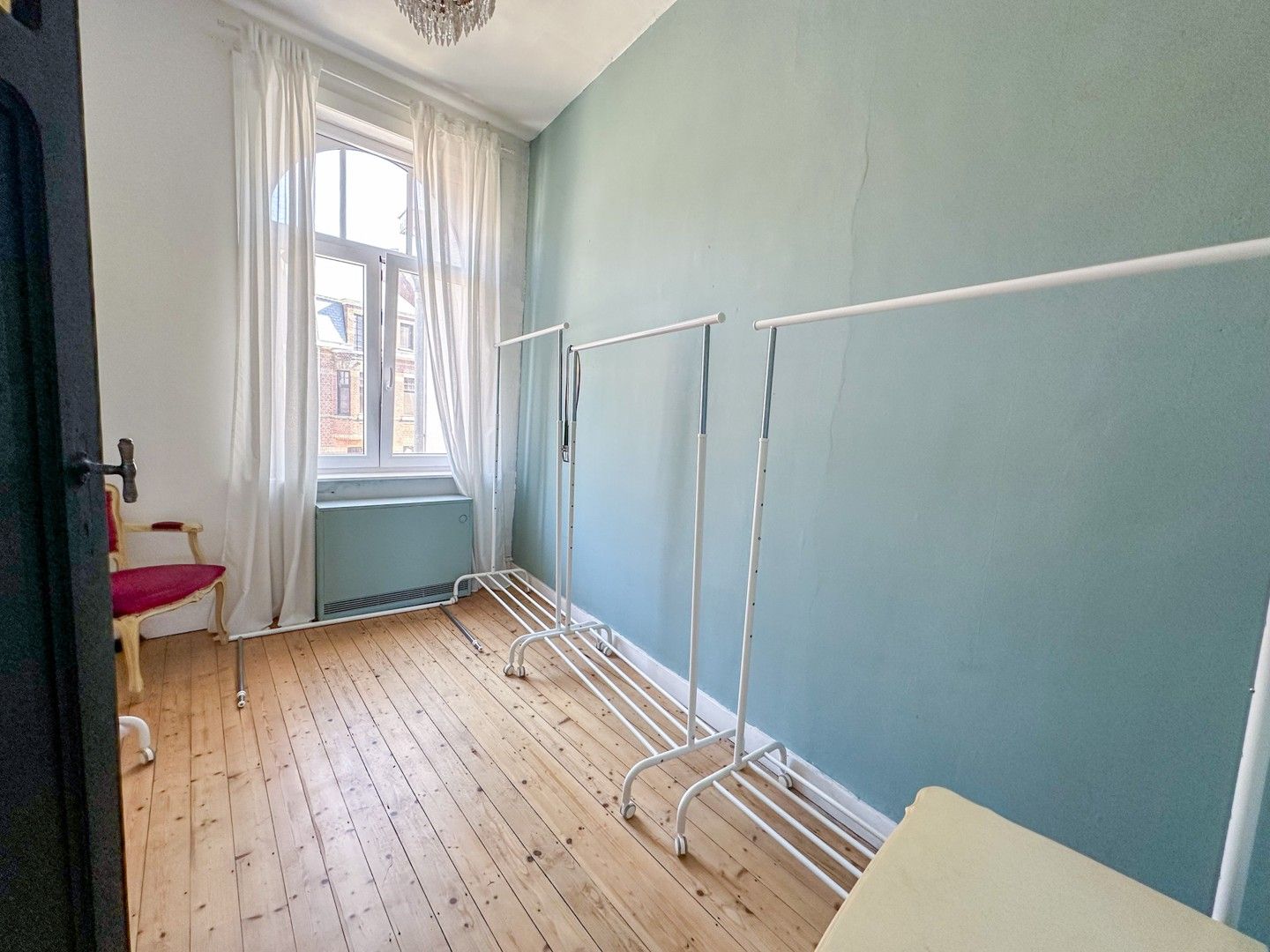 Authentieke woning in het centrum van Zomergem met ruime zonnige tuin foto 10