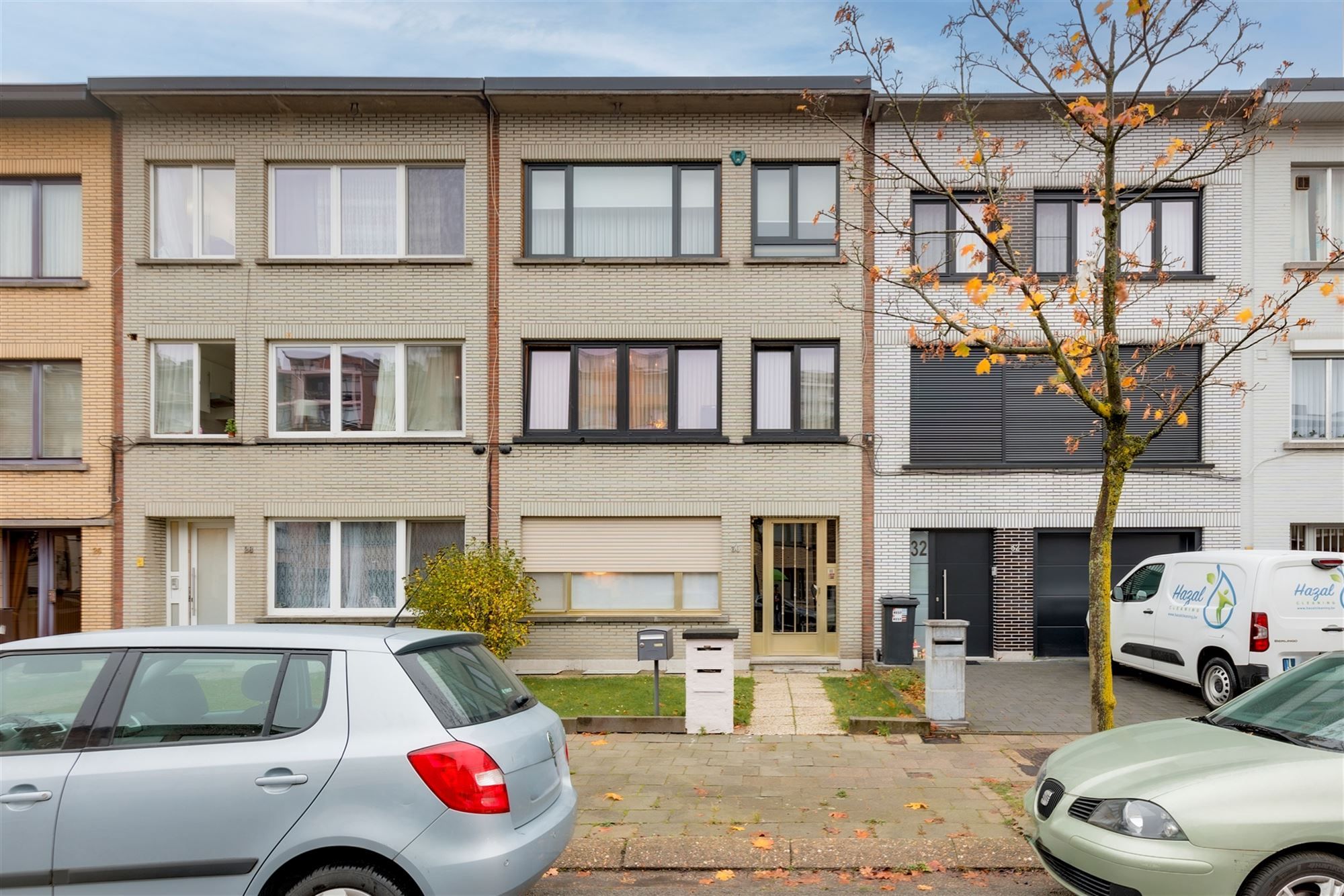 Leuk 2-slaapkamer appartement met terras in rustige straat te Merksem foto 2