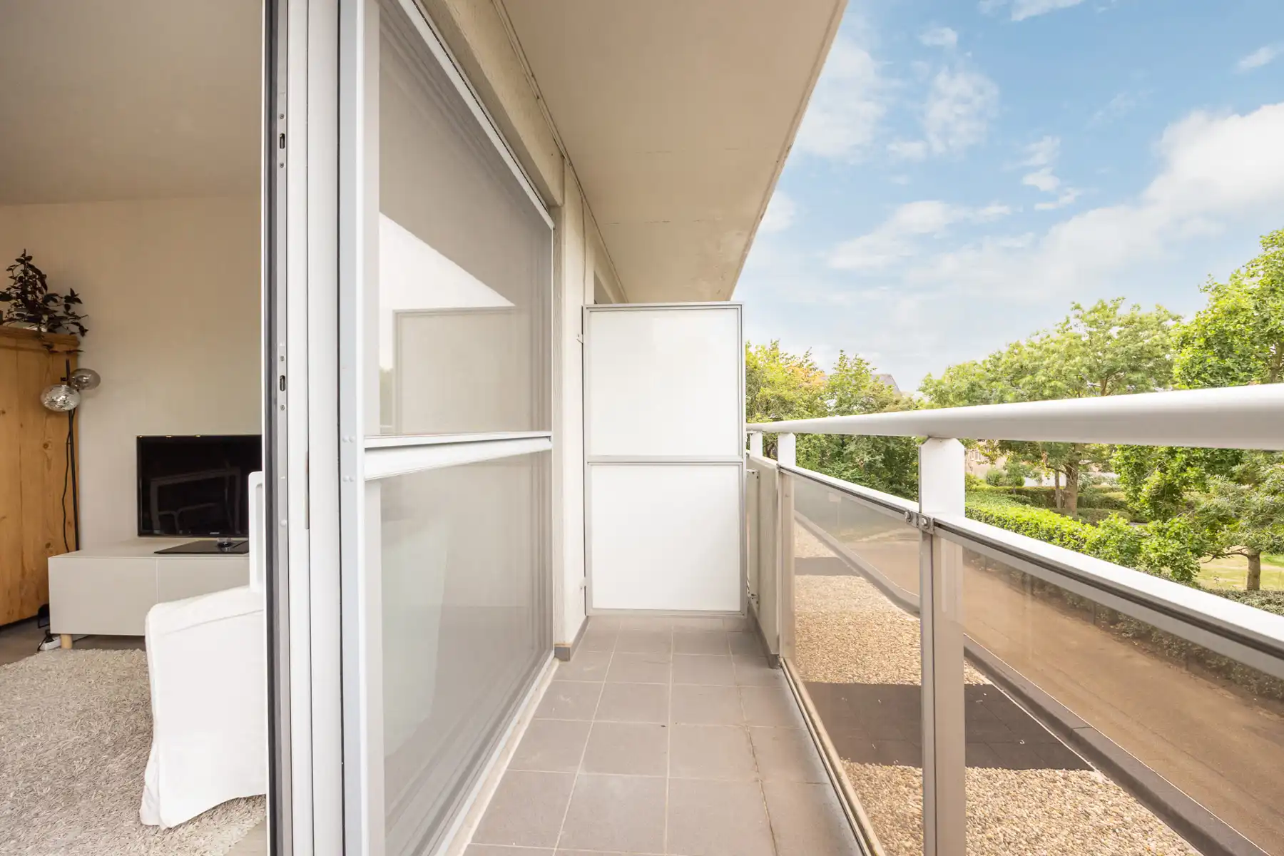 INSTAPKLAAR APPARTEMENT MET 1 SLAAPKAMER EN TERRAS GELEGEN OP TOPLOCATIE TE HASSELT! foto 20