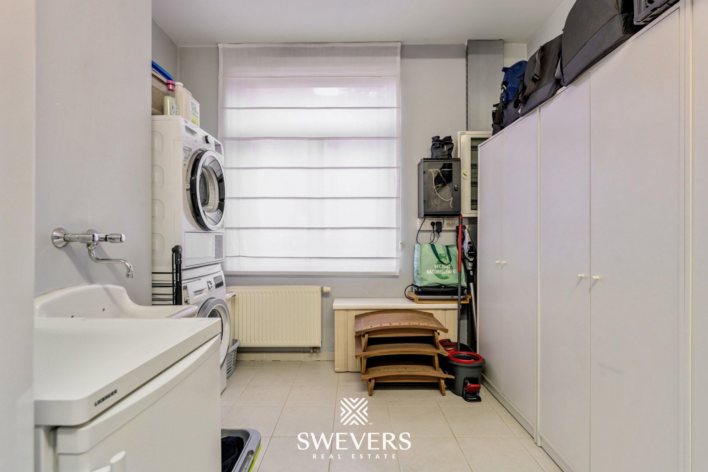 Totaal gerenoveerde karaktervolle woning met zicht op groen foto 17