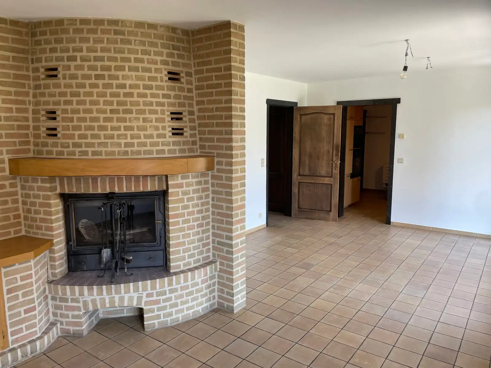 Leemans immobiliën biedt u deze woning aan op een centrale ligging in Asse foto 4