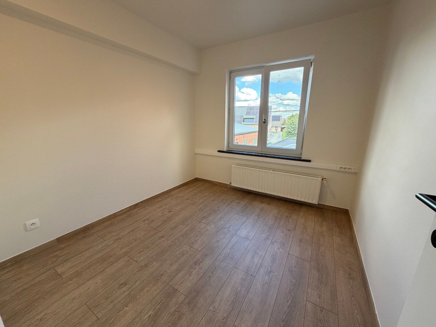 Ruim 3-slpk-appartement mét terras te Gavere-Asper foto 9