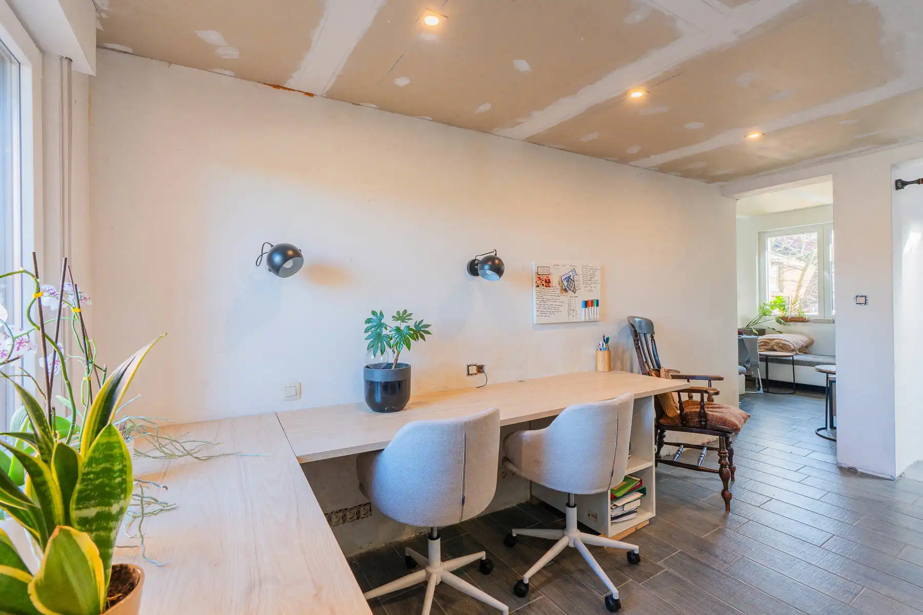 Centraal gelegen instapklare woning met tuin foto 8