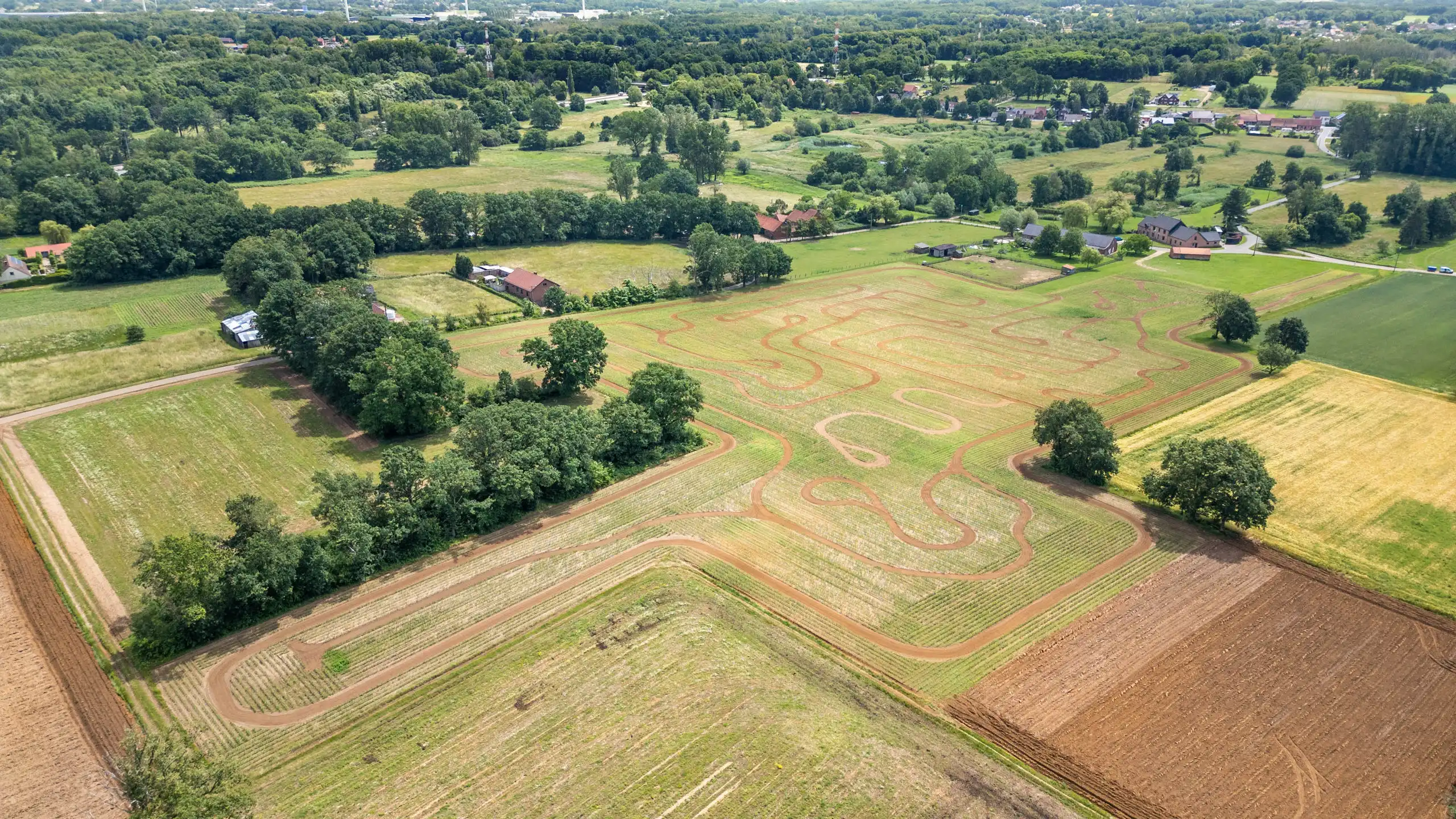 PAAL - Landelijk centraal gelegen langgevelhoeve op 1ha24  foto 18