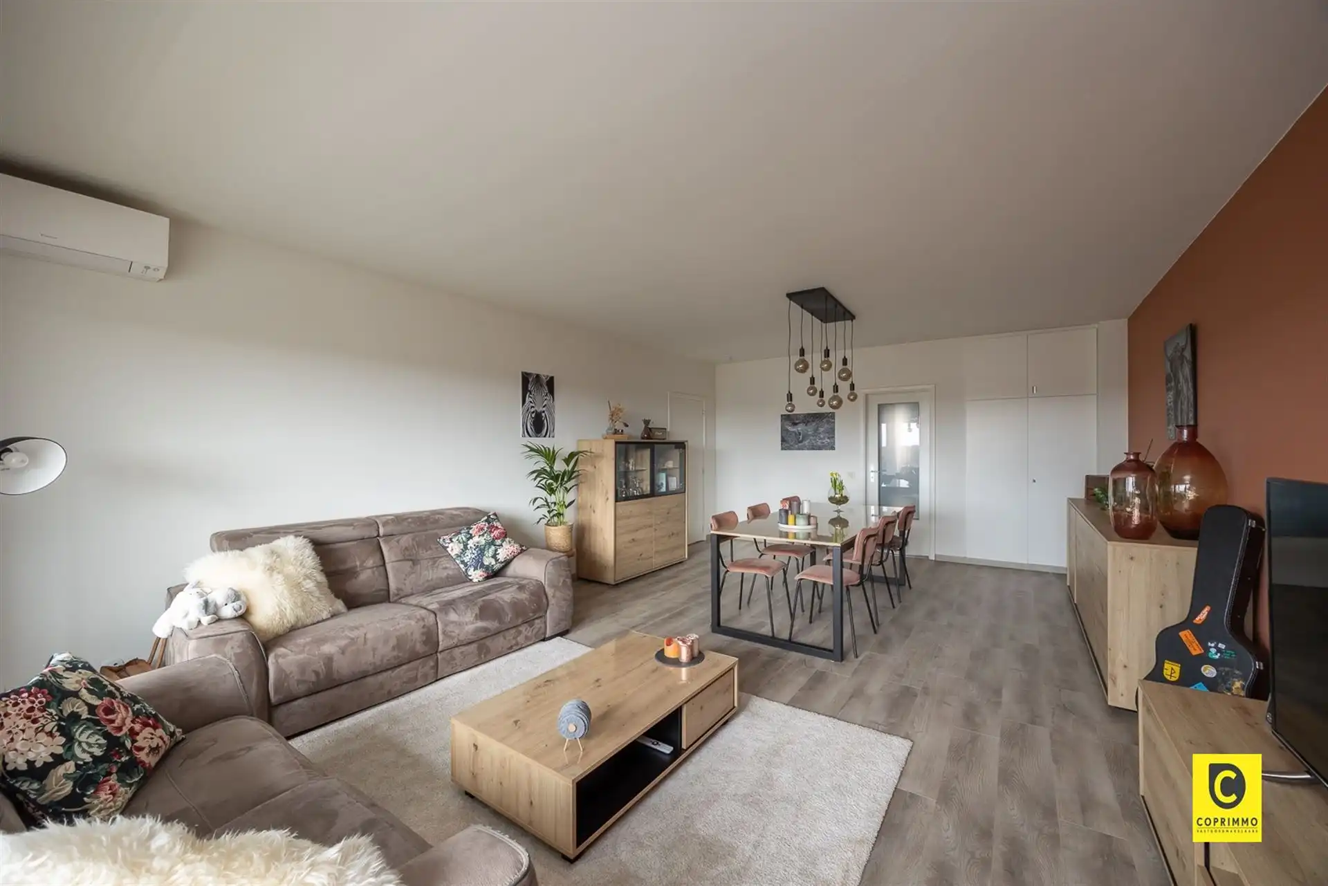 Mooi 2 slpk appartement met prachtig zicht foto 2