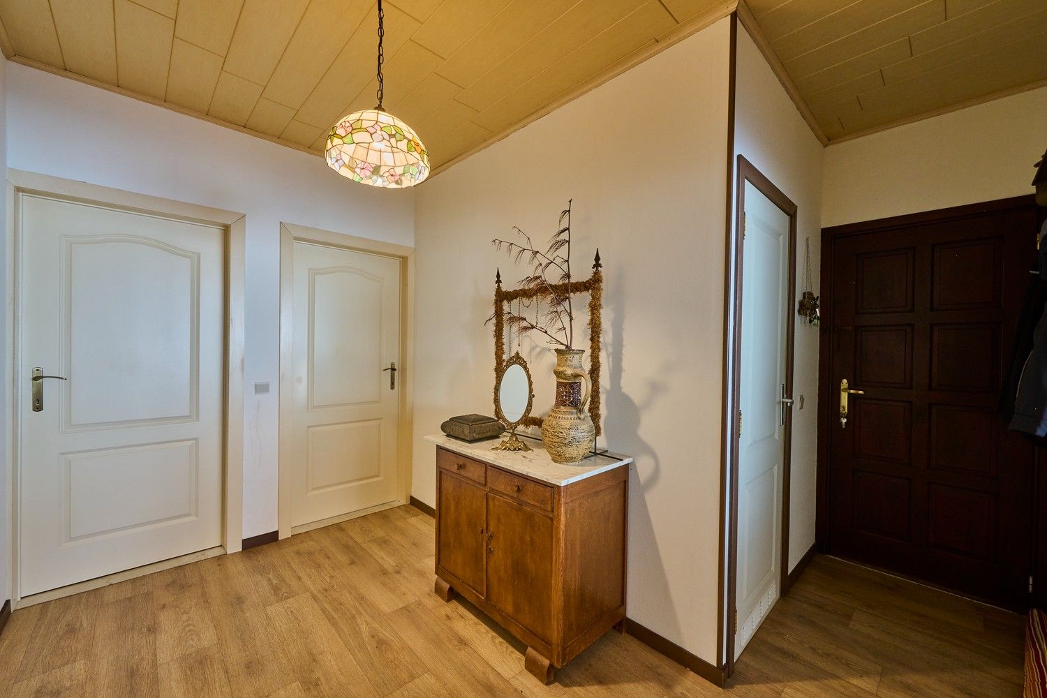 Goed onderhouden Instapklaar appartement met aangenaam wooncomfort gelegen op een gegeerde locatie foto 4