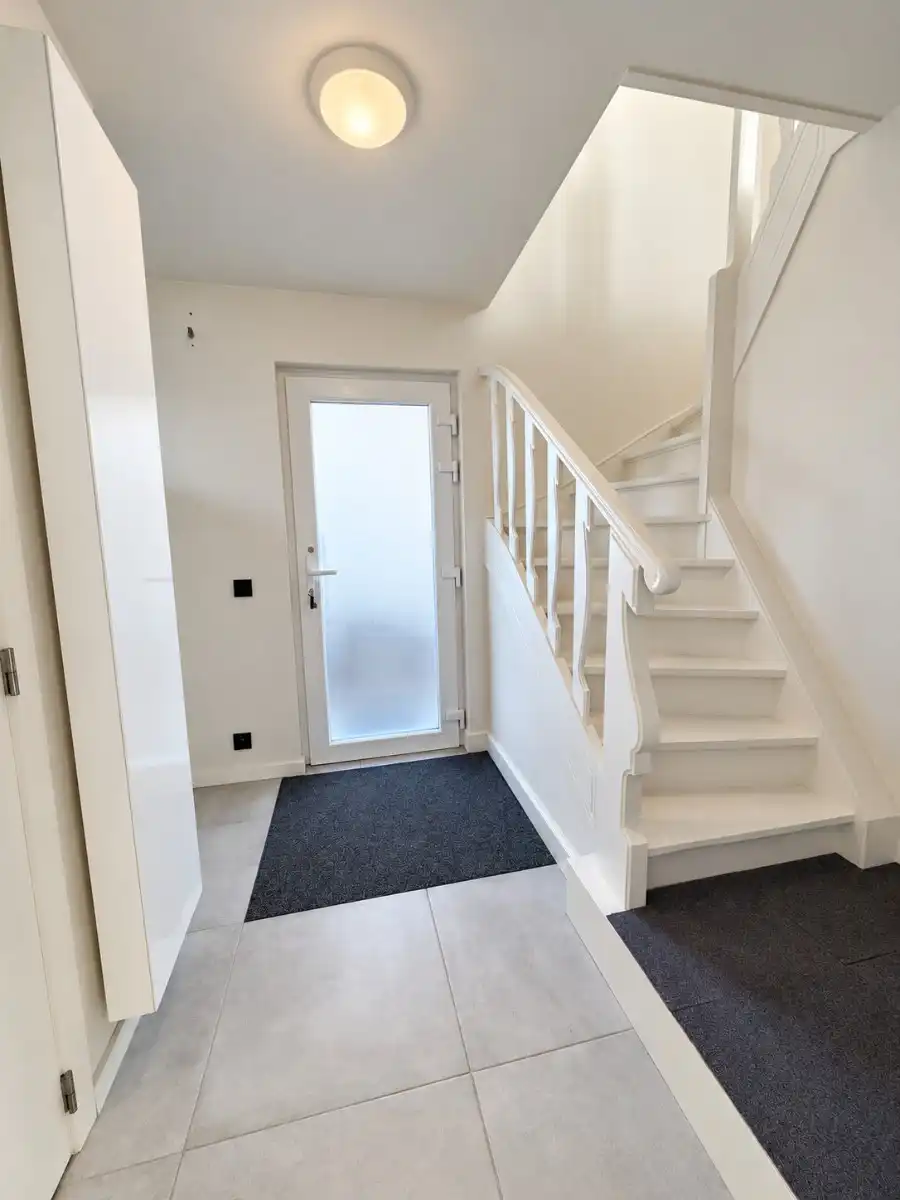 Totaalrenovatie met 3 slaapkamers, zonnige tuin en EPC B foto 14
