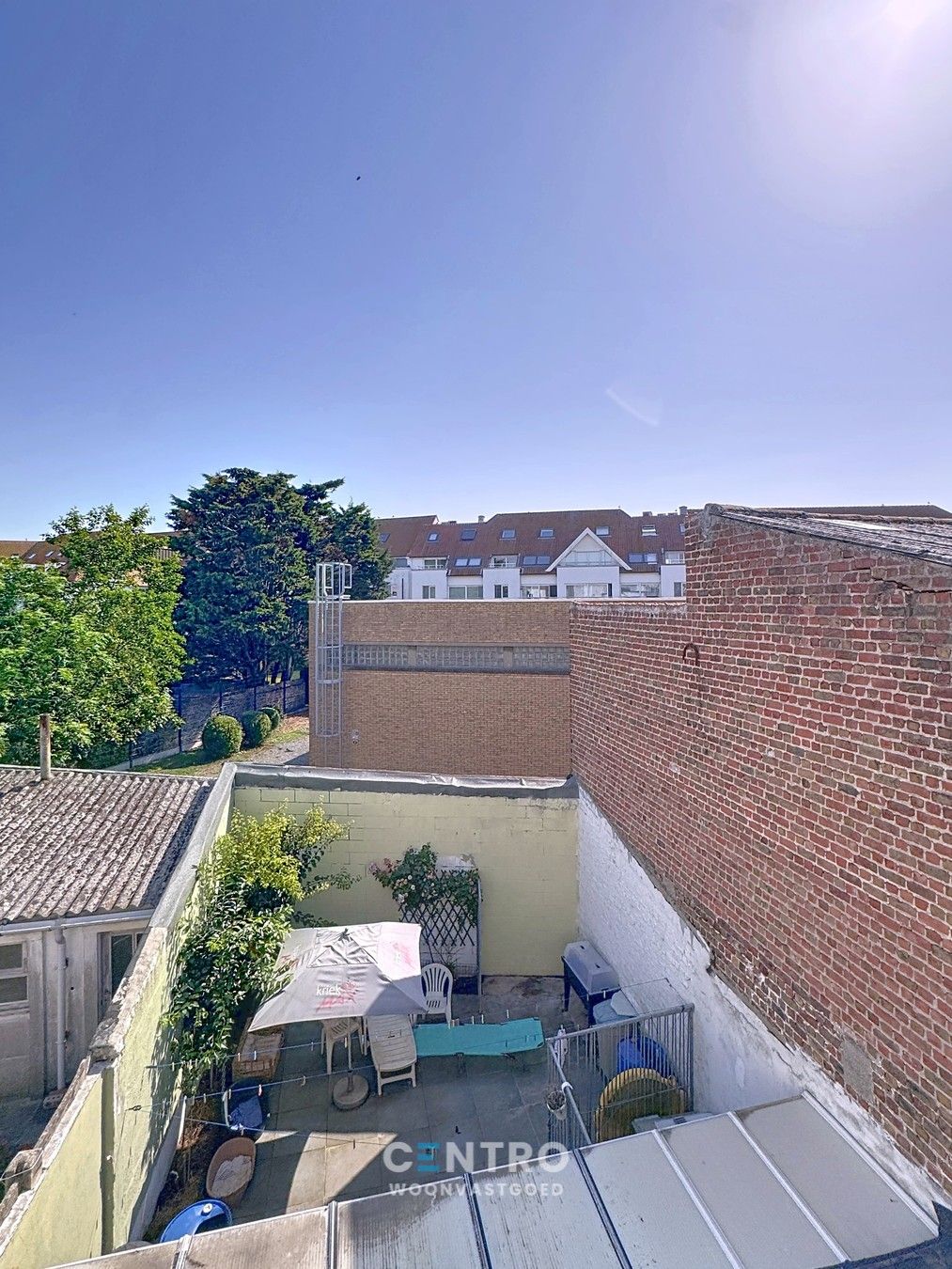 Woning met 4 à 5 slpks én garage in LEUKE STRAAT! foto 13