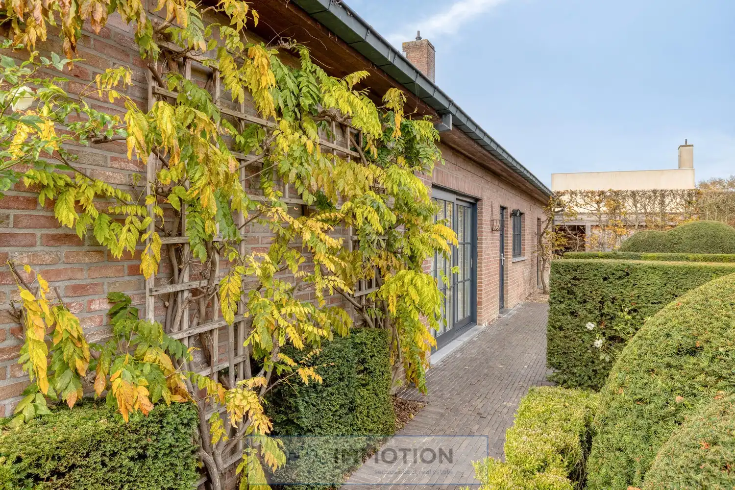 Ruime villa met 6 slaapkamers op mooi perceel in villawijk te Marke foto 32