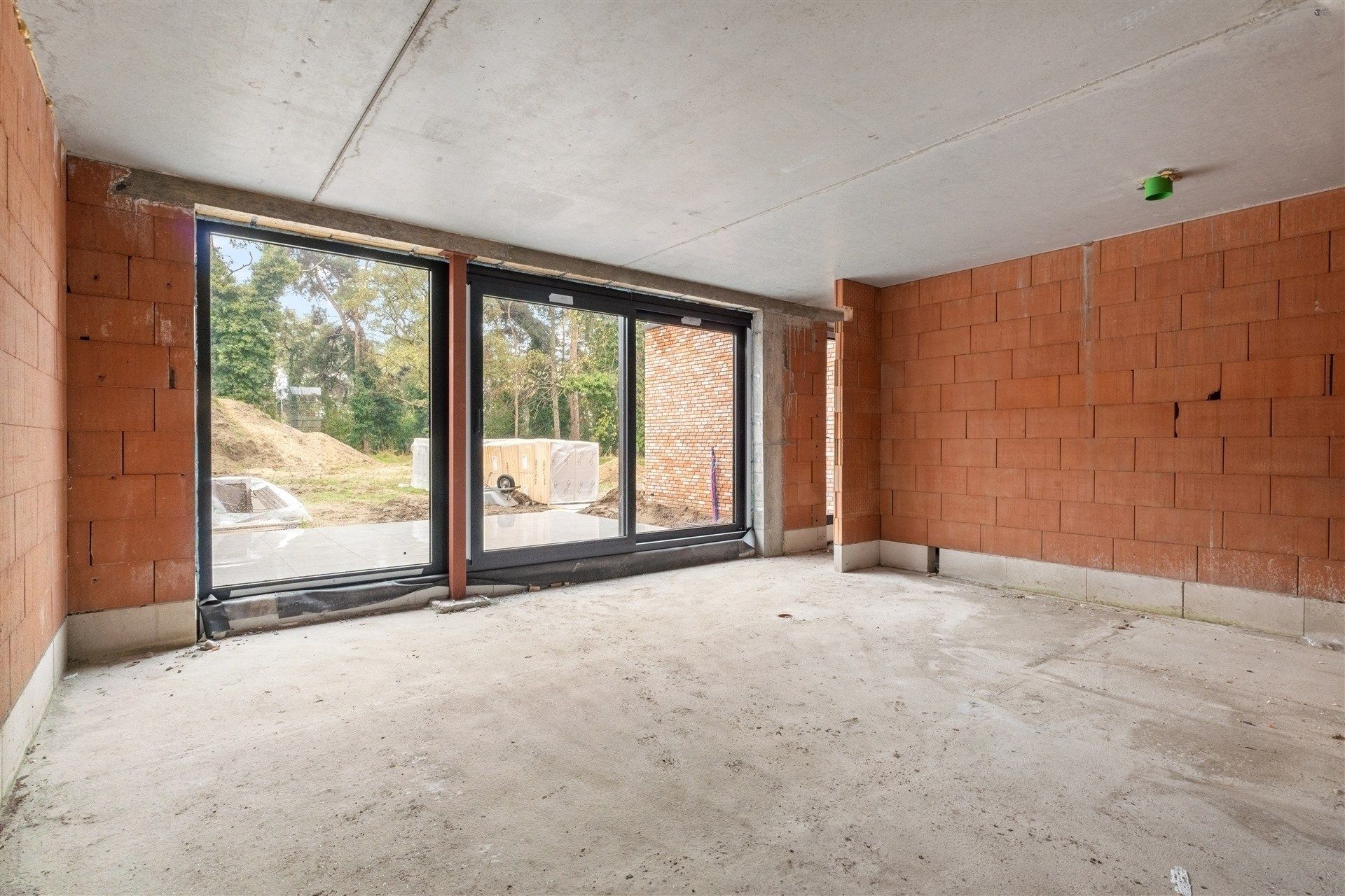 Ruime woning met 3 a 5 slaapkamers foto 9