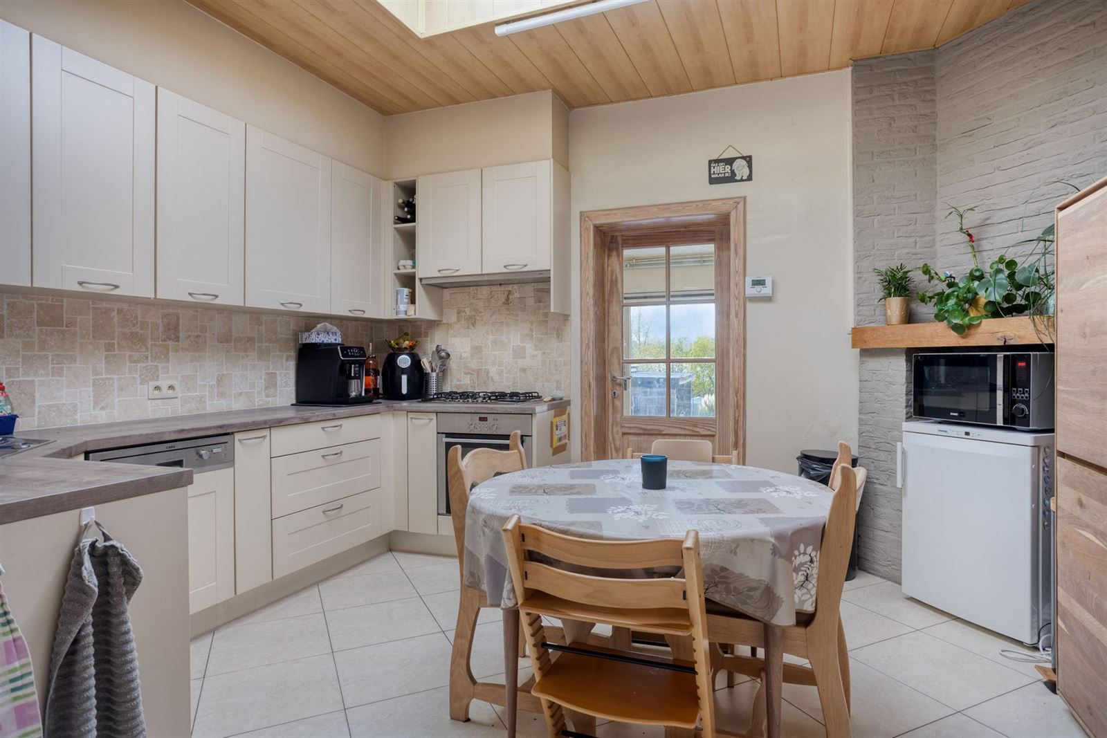 Woning te koop met 3 slaapkamers foto 6