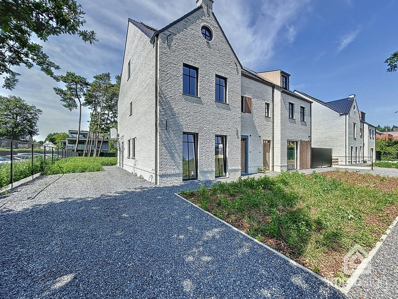 Moderne halfopen Manoir in Bret-Gelieren met 4 slaapkamers en zonnige tuin – 6a84ca – 180 m² netto bewoonbaar foto 3