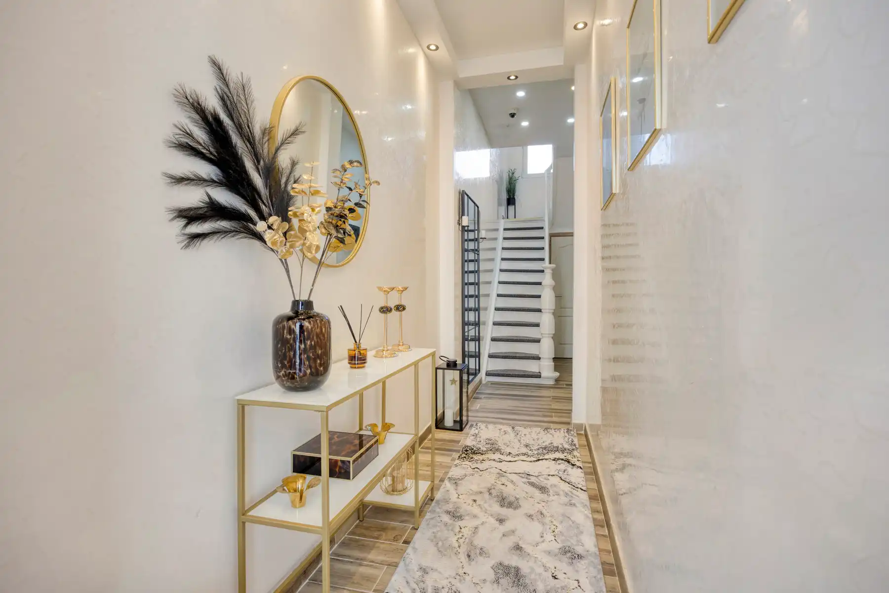 Ruim woonhuis met 4 slaapkamers in hartje Mechelen  foto 3