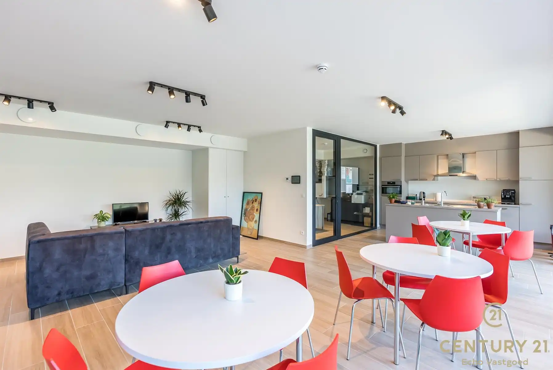 Groen gelegen assistentiewoning in Hoogstraten foto 16