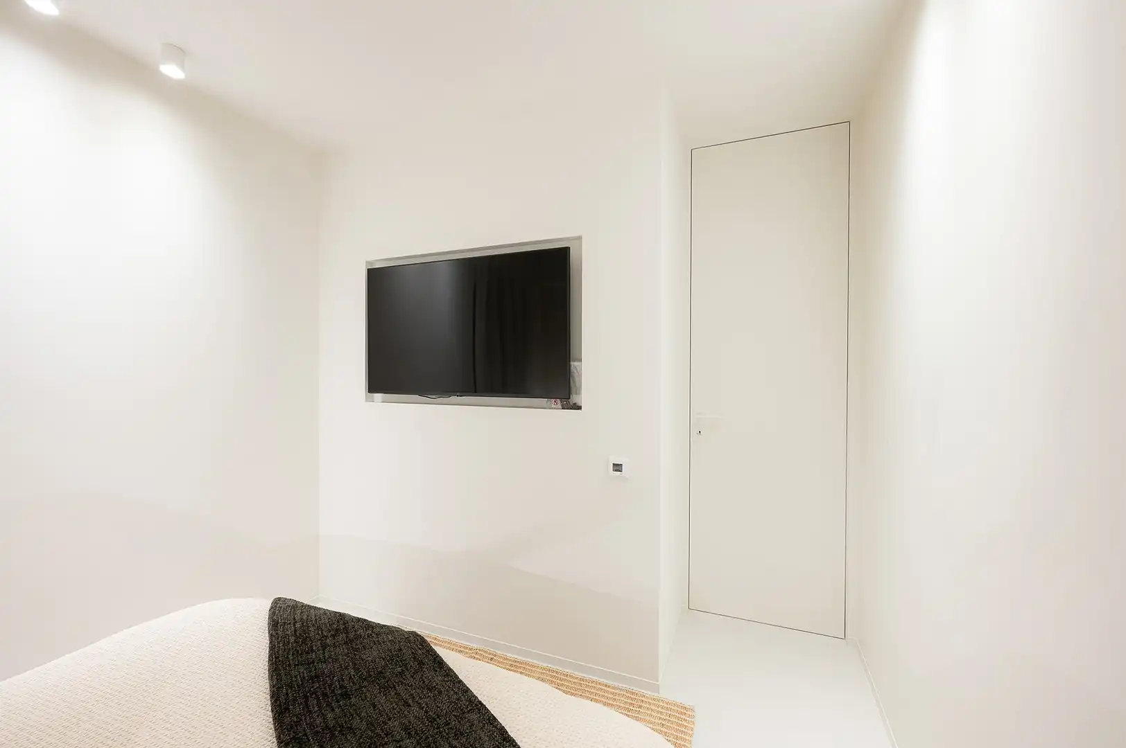Prachtig zonnig gerenoveerd appartement met zeezicht. foto 18