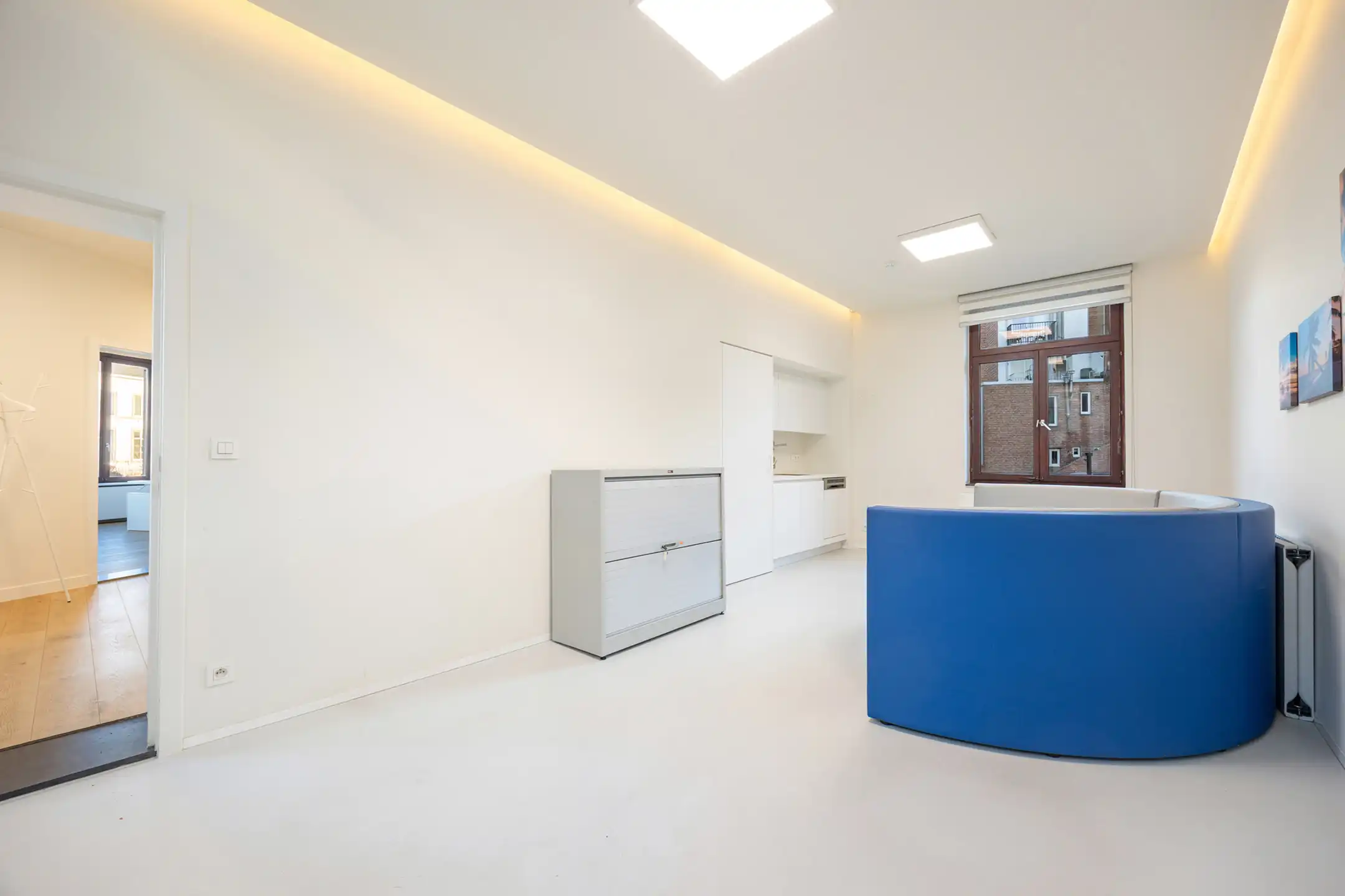 Karaktervol kantoorgebouw te huur in hartje Mechelen foto 10