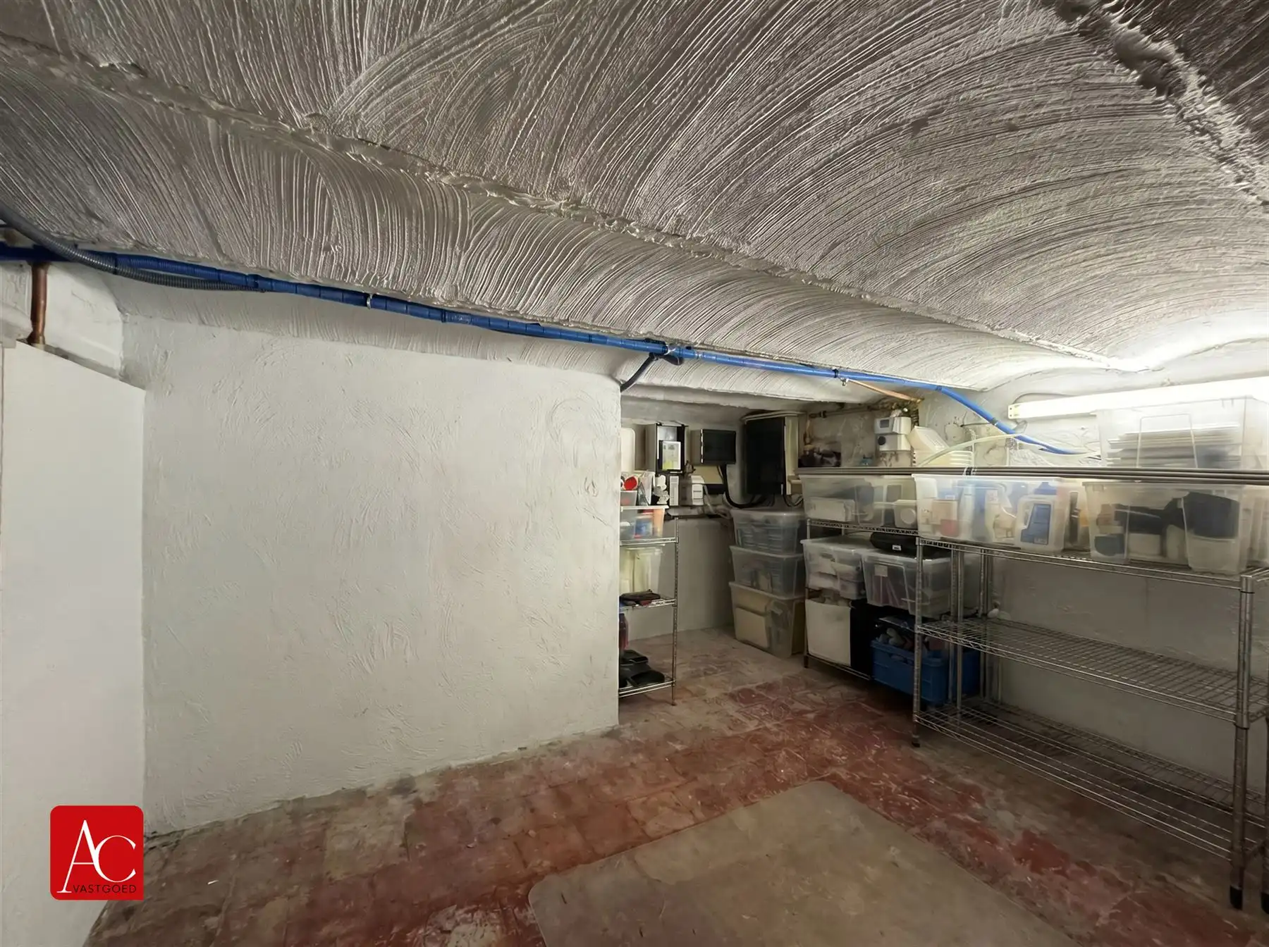 Instapklare woning met 5 slaapkamers en tuin foto 4