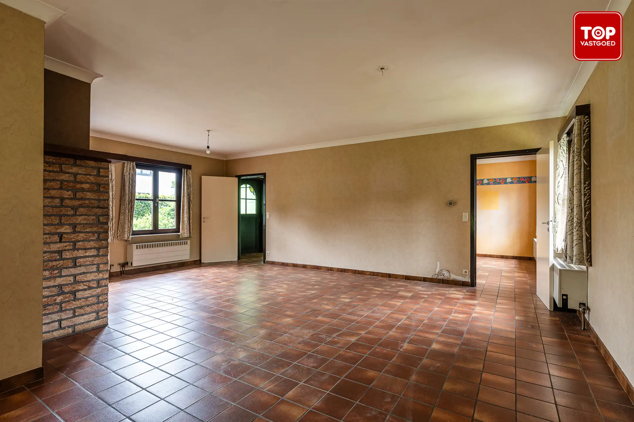 Charmante hoeve met karakter op een toplocatie in Drongen foto 8