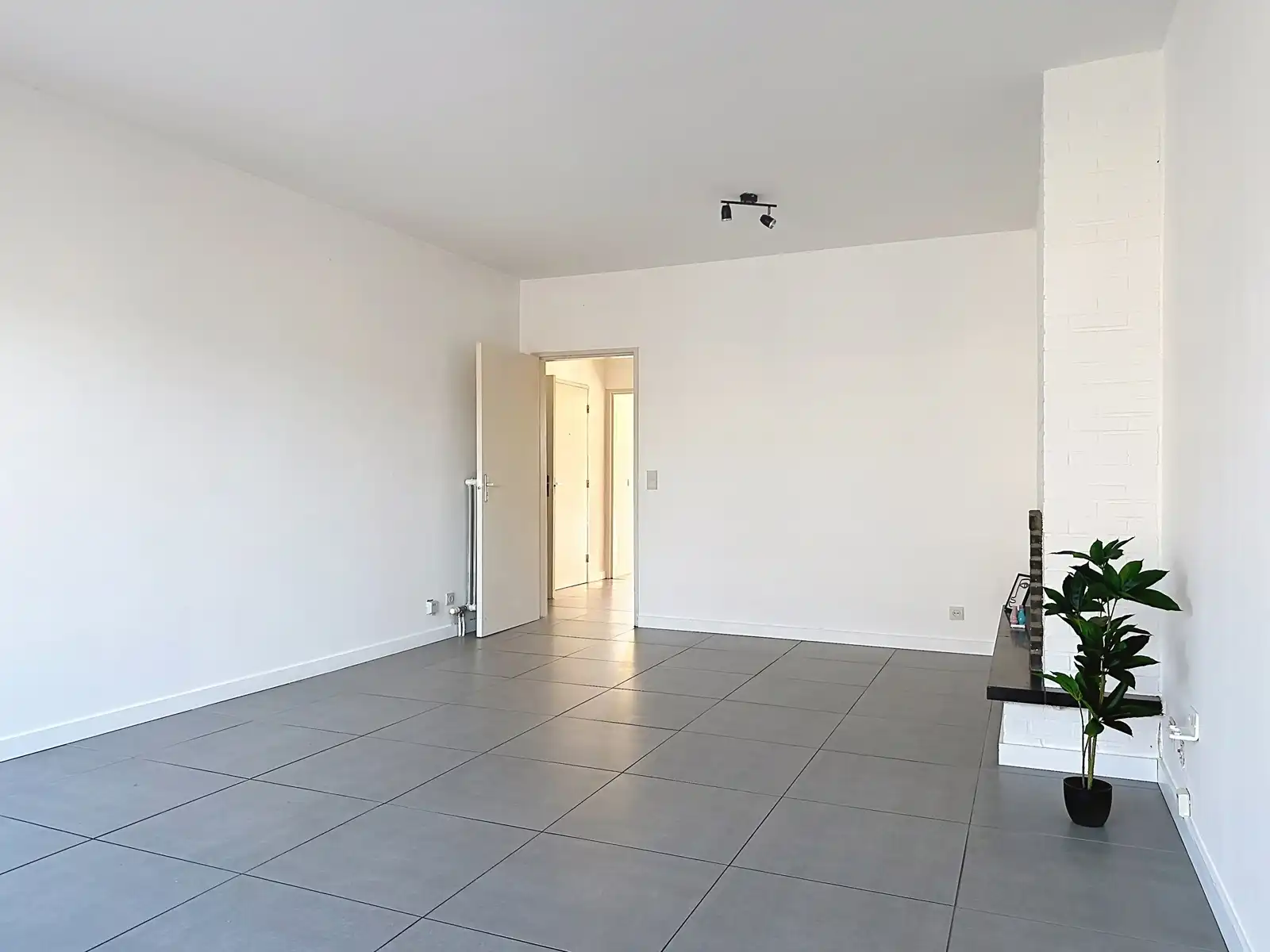 Instapklaar appartement met EPC-label A, rustig gelegen en op een steenworp van het centrum! foto 21