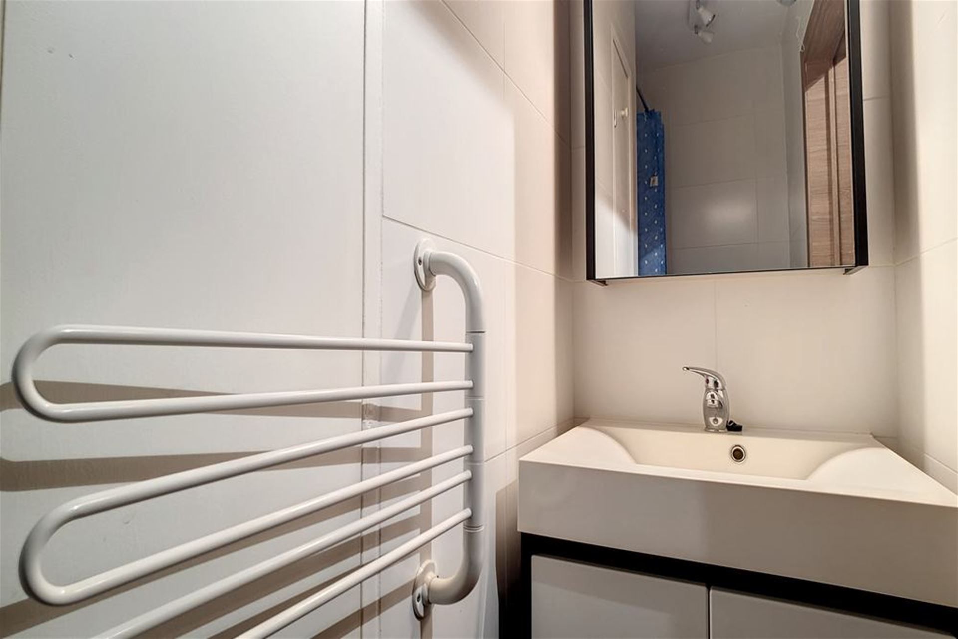 Gemeubelde Studio nabij Centrum Leuven foto 7