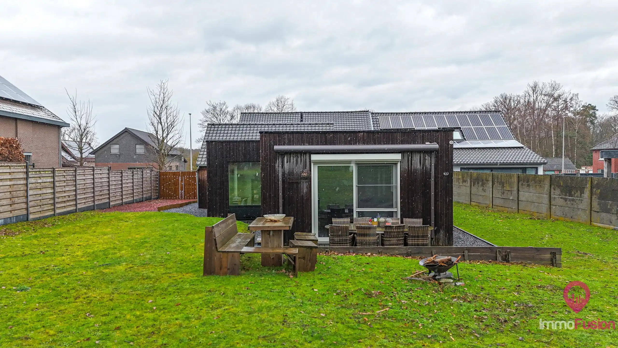 Gerenoveerde landelijk moderne woning op 21 are met 4 suites! foto 42