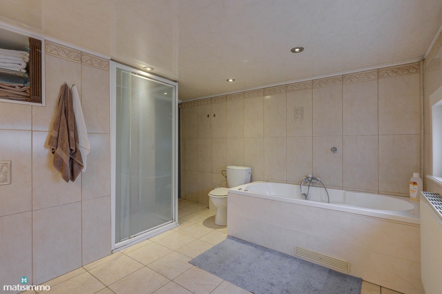 KARAKTERVOLLE WONING MET 5 SLAAPKAMERS EN RUIM PERCEEL TE GENK foto 26