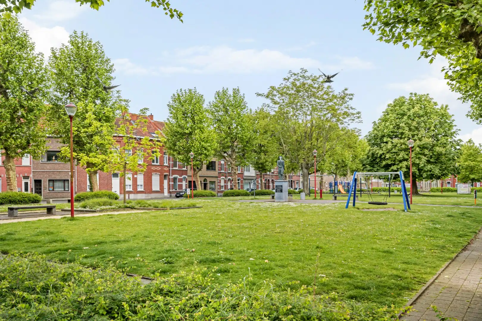 Instapklare woning met 3 slaapkamers in het centrum van Menen foto 14