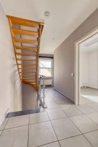 Polyvalente kantoorruimte met 3 slaapkamer appartement TE KOOP in Tielt! foto 19